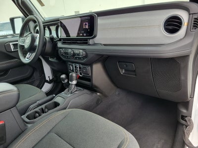 2025 Jeep Wrangler Sahara 4WD