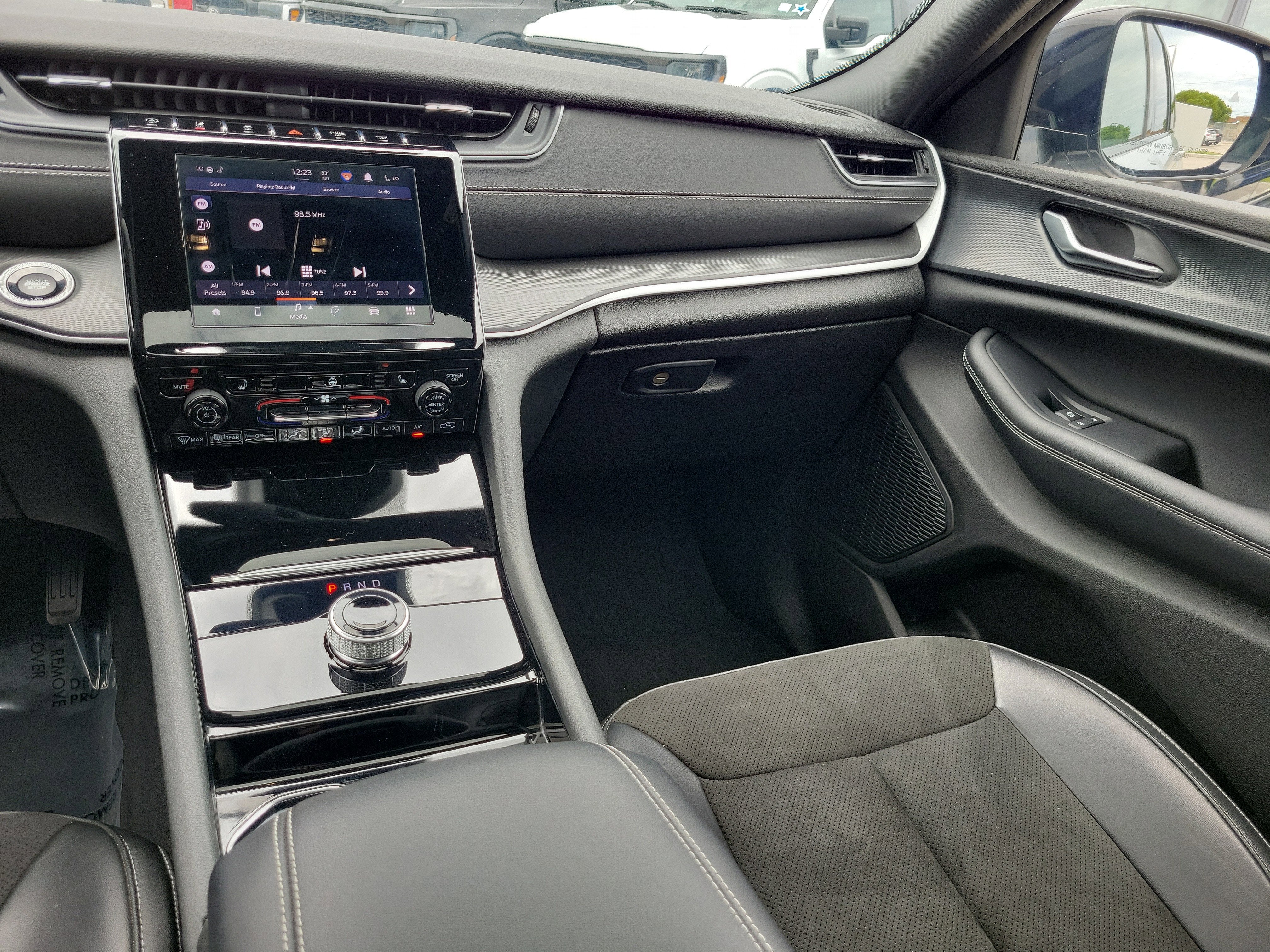 2023 Jeep Grand Cherokee Altitude X 4WD