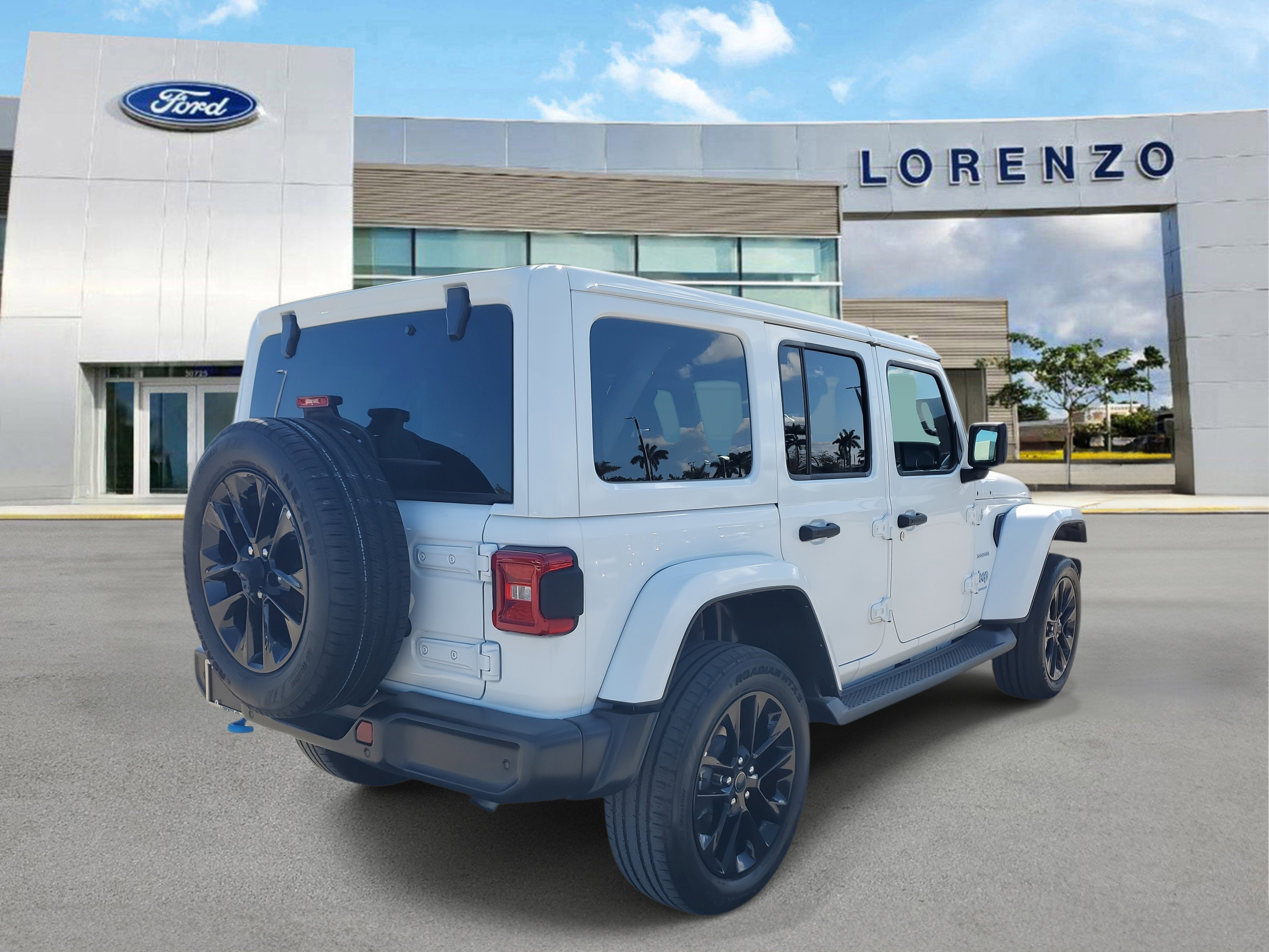 2024 Jeep Wrangler 4xe Sahara