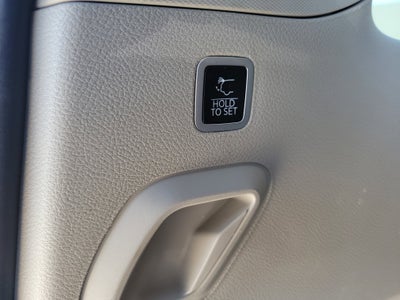 2023 Jeep Wagoneer Base