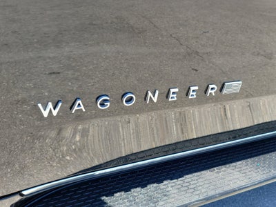 2023 Jeep Wagoneer Base