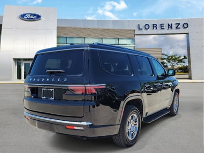 2023 Jeep Wagoneer Base