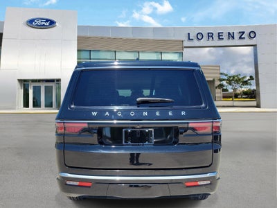 2023 Jeep Wagoneer Base