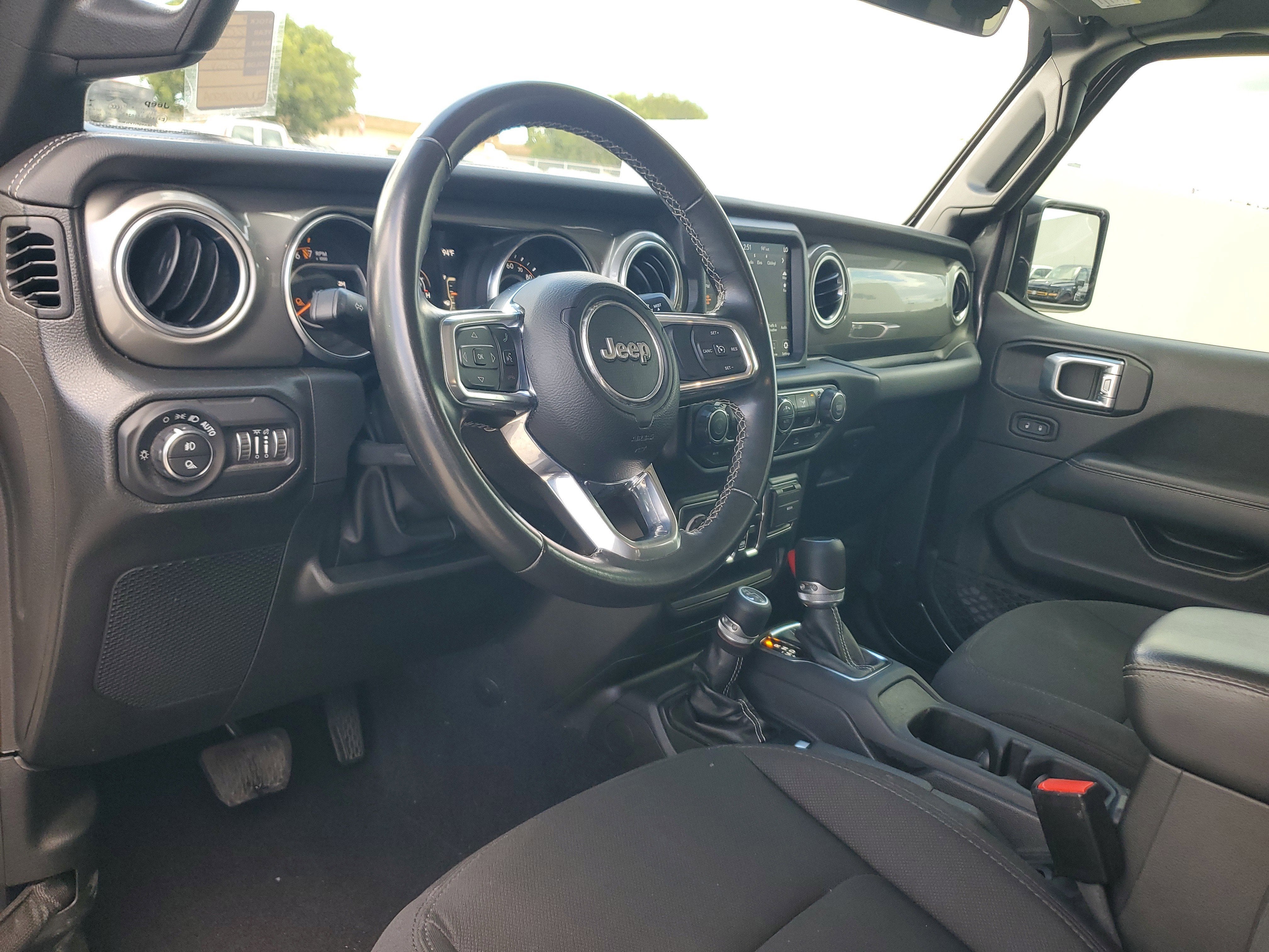 2022 Jeep Gladiator Overland 4WD