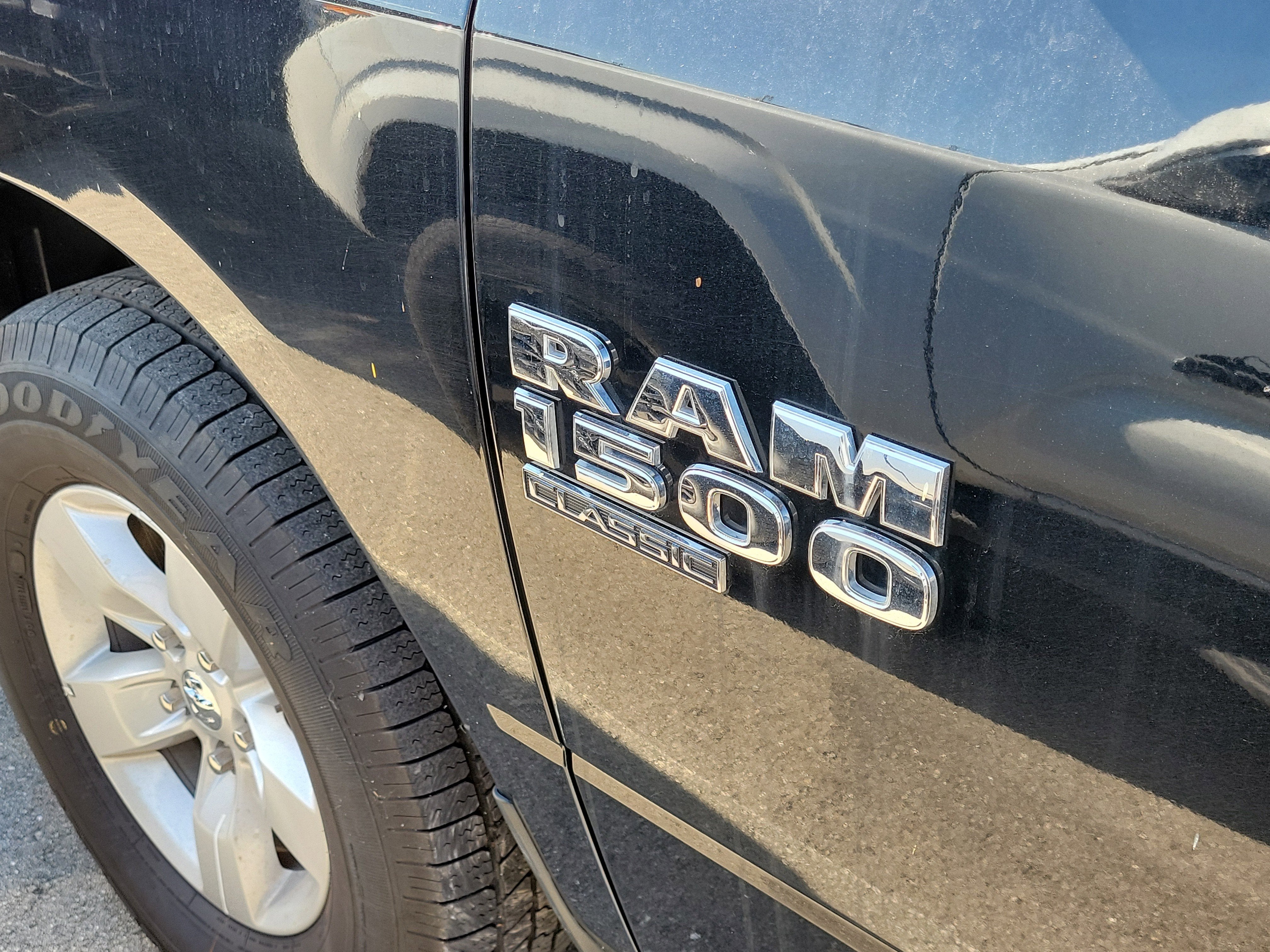 2023 RAM 1500 Classic SLT