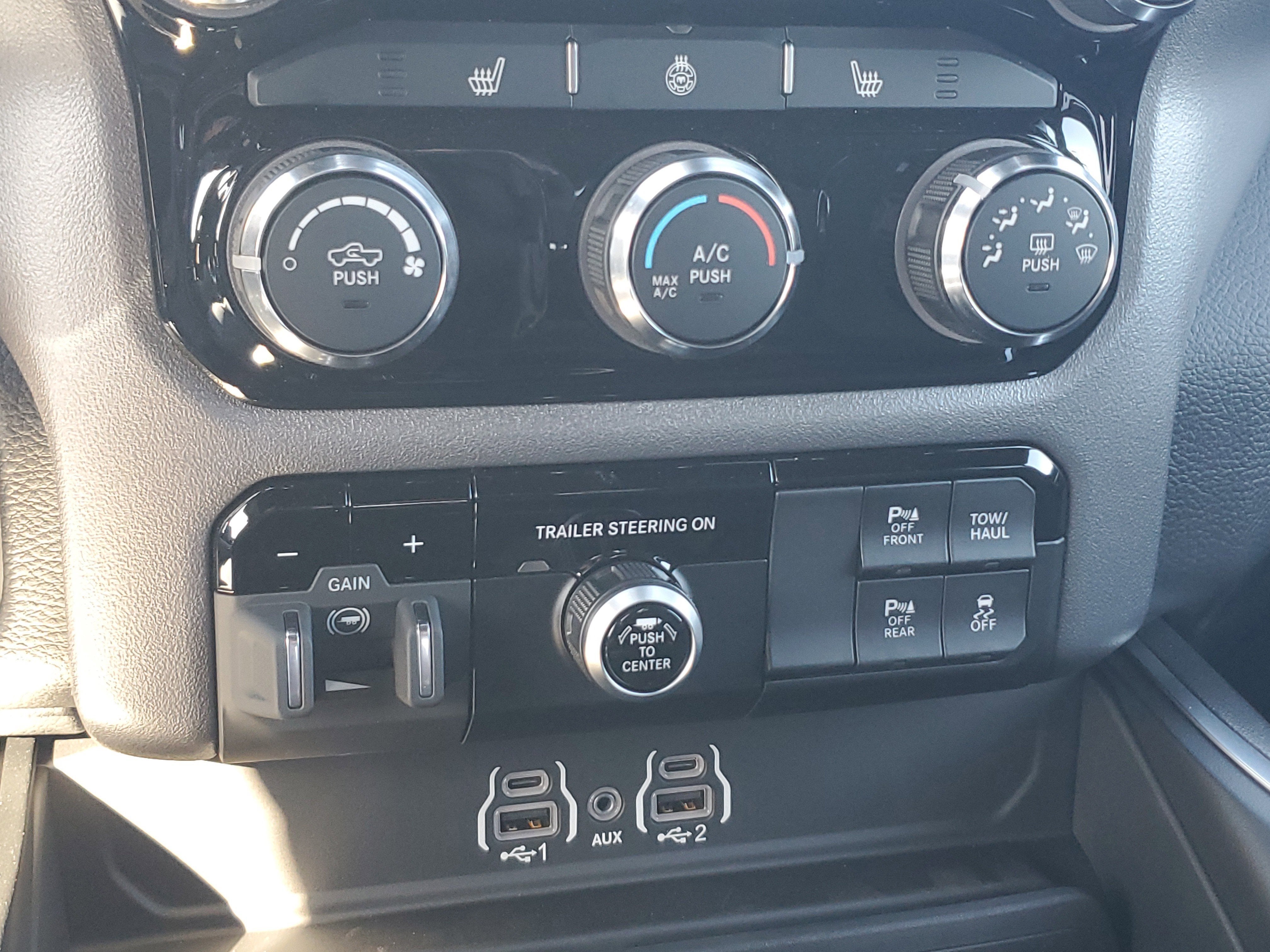 2025 RAM 1500 Big Horn