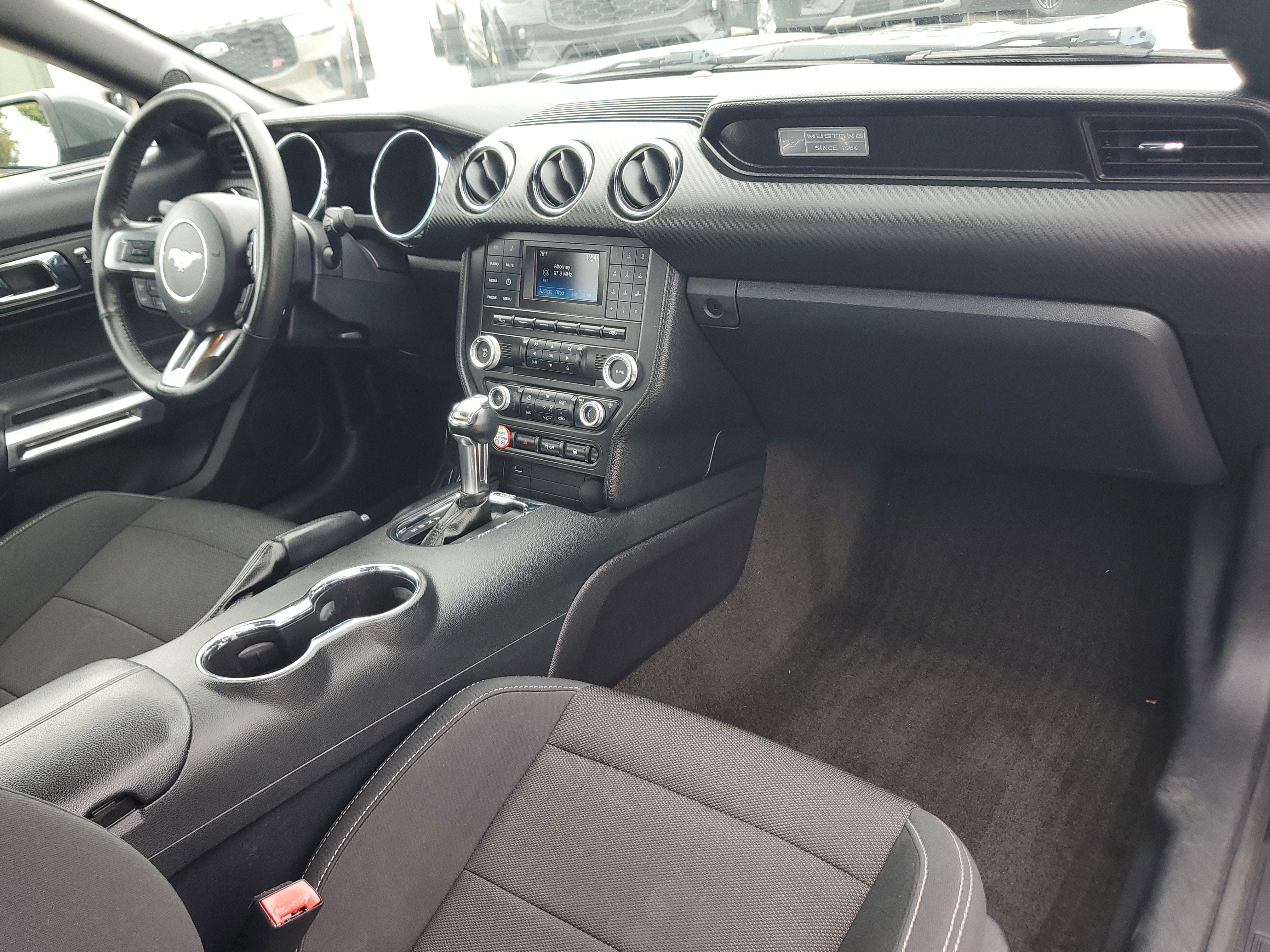 2015 Ford Mustang V6