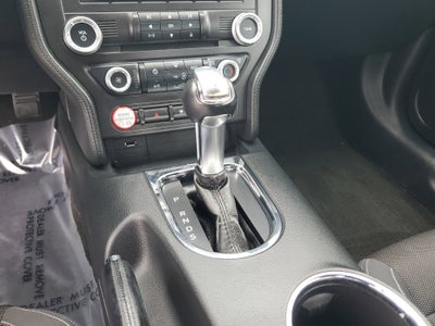 2015 Ford Mustang V6