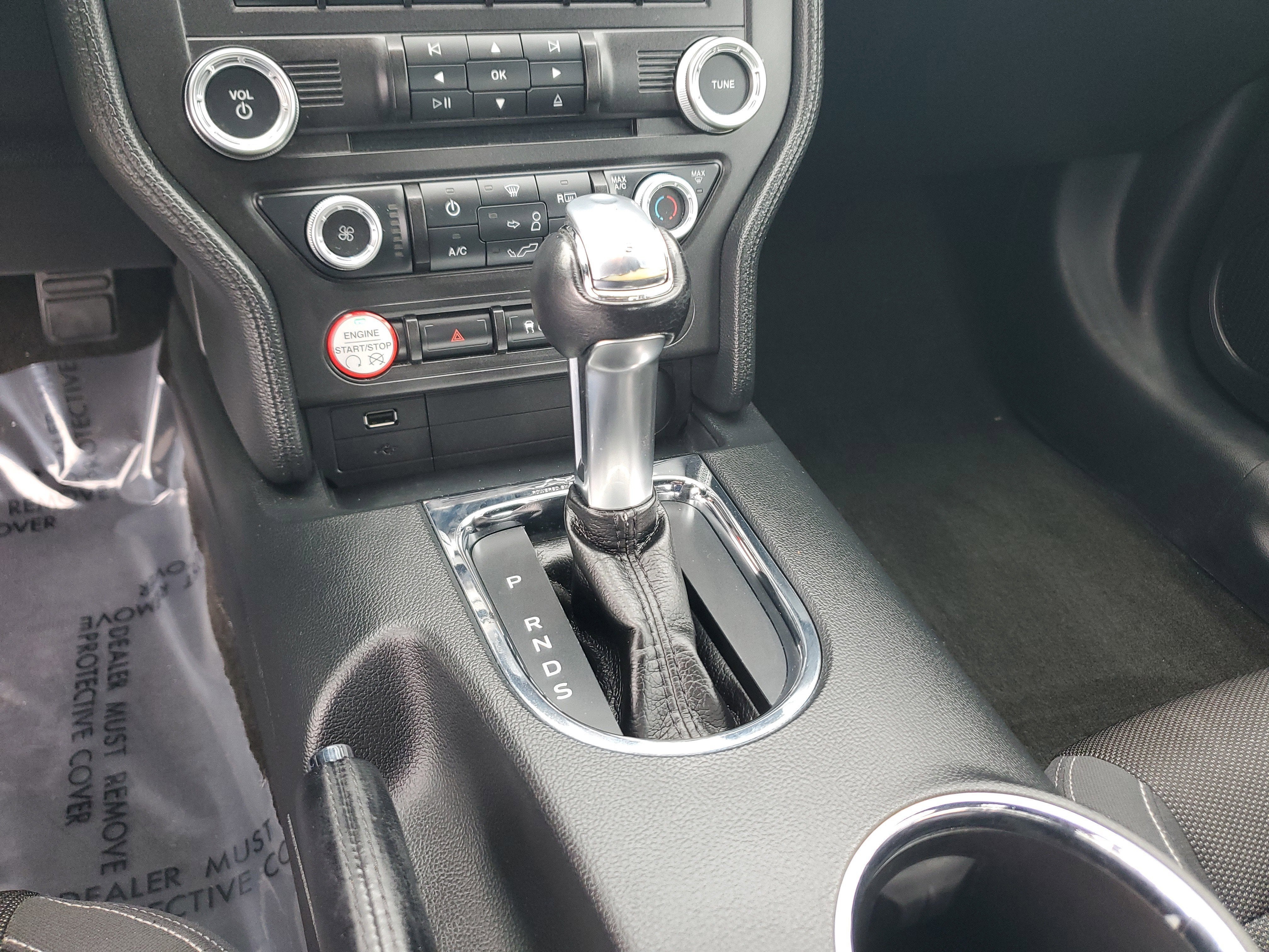 2015 Ford Mustang V6