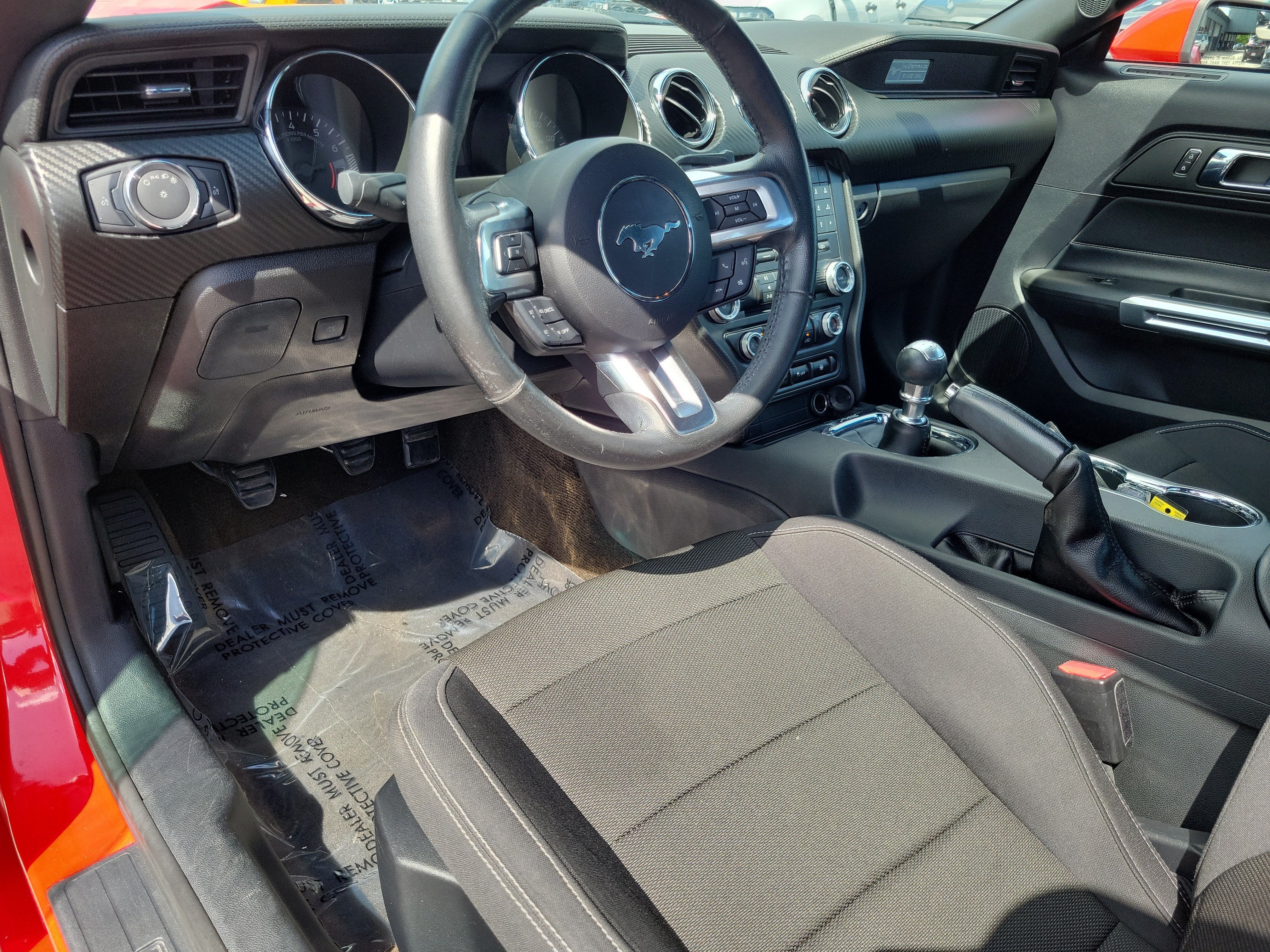 2016 Ford Mustang V6