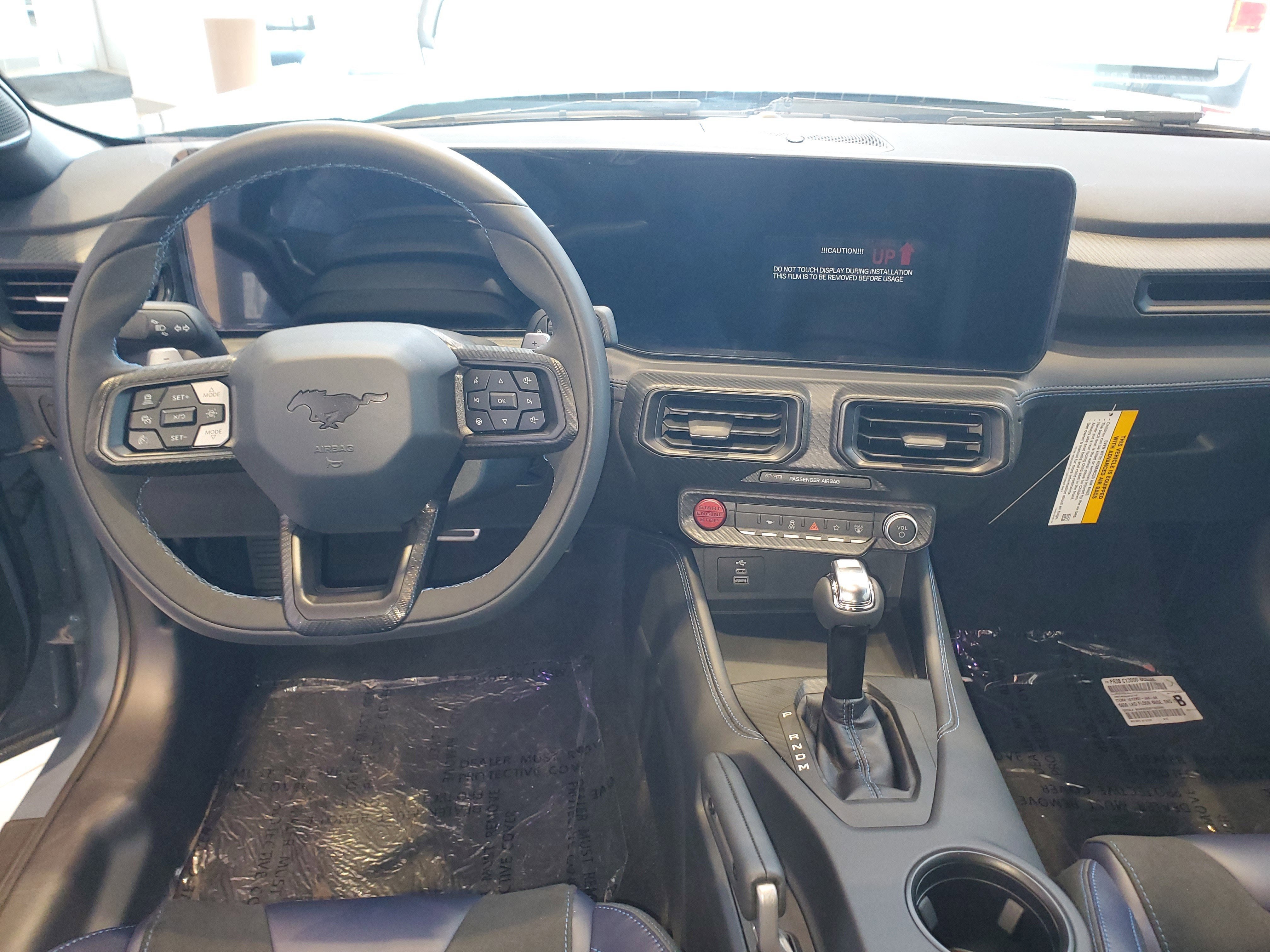 2025 Ford Mustang Dark Horse