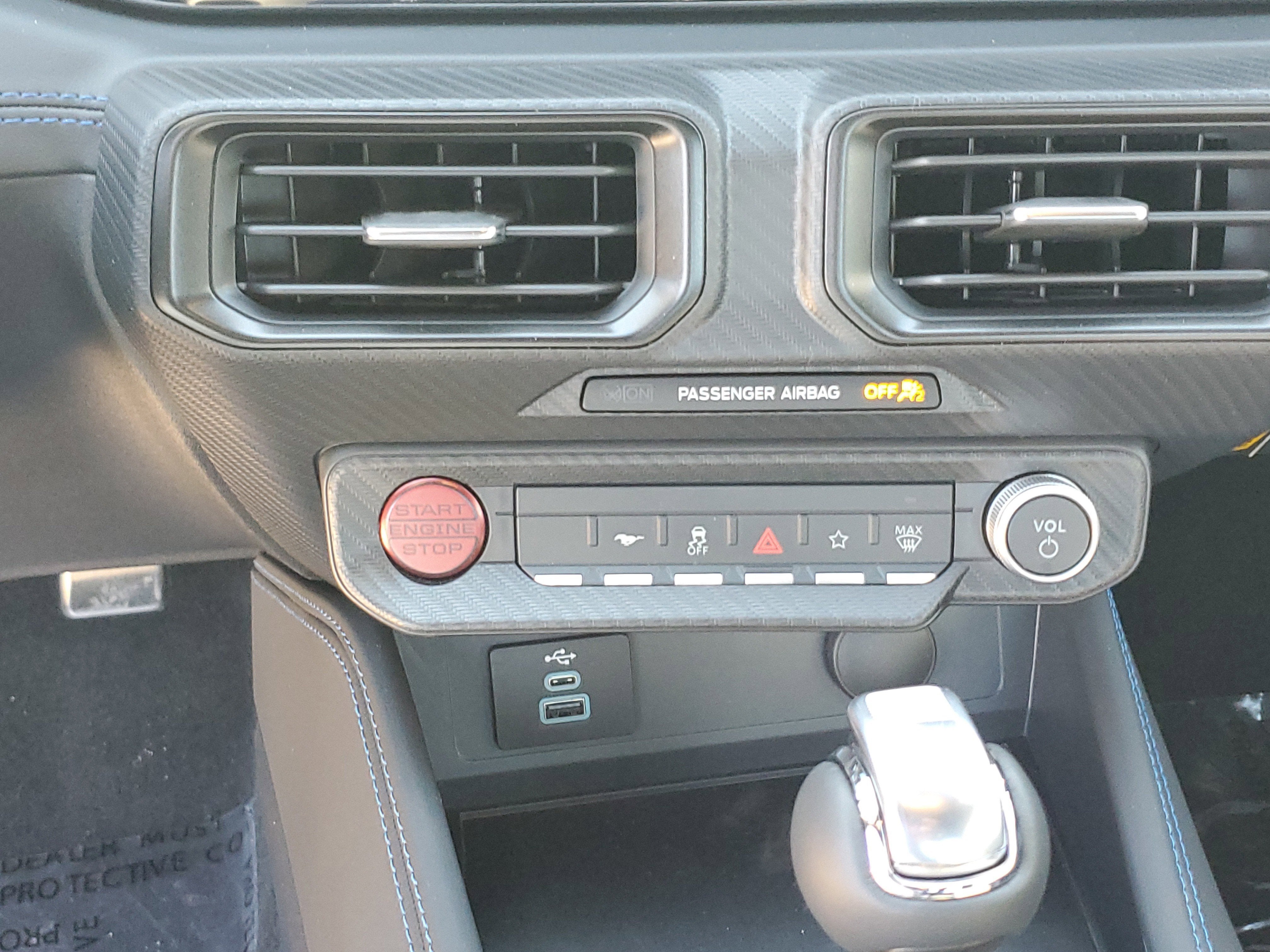 2026 Ford Mustang Dark Horse