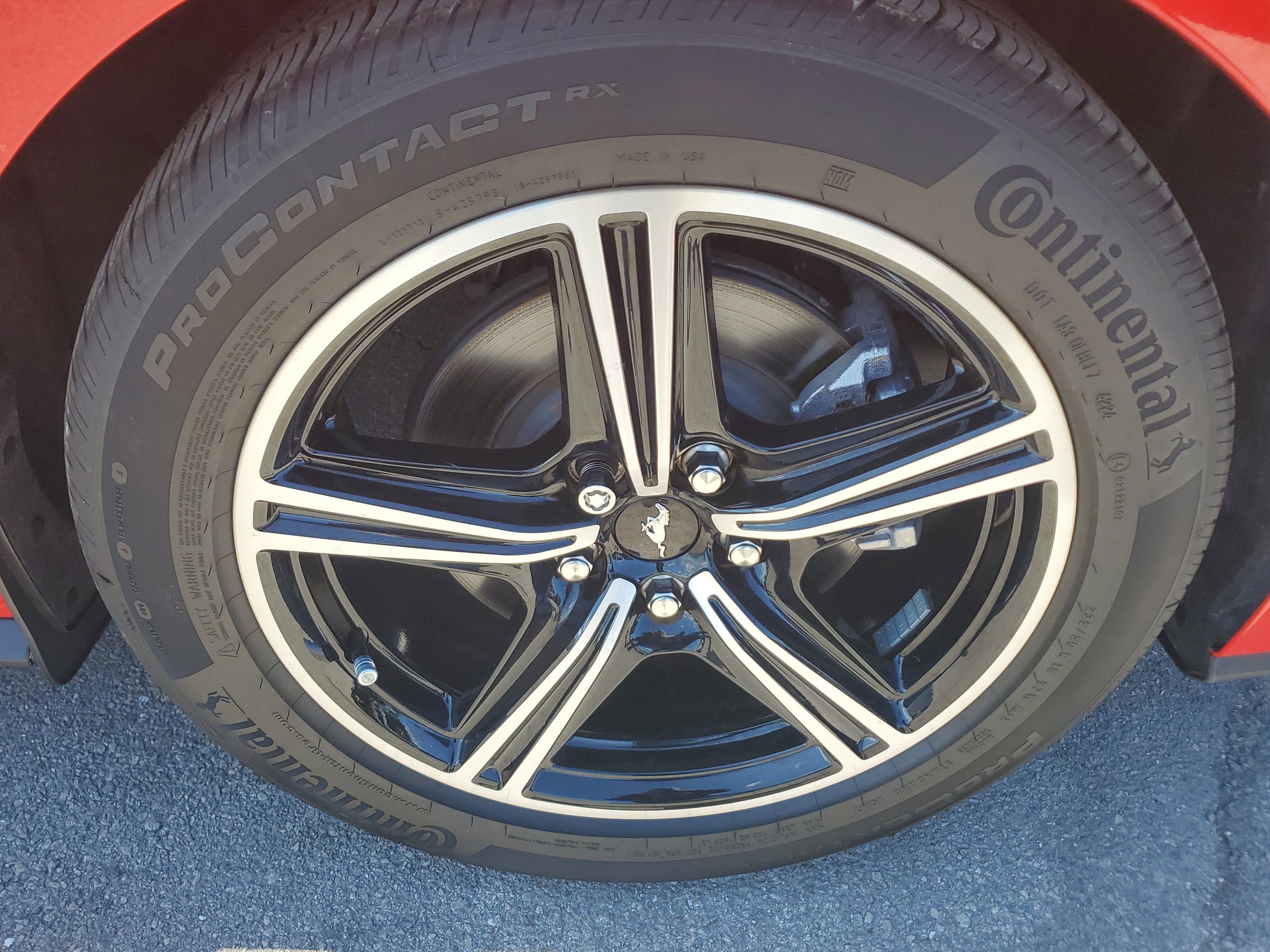 2025 Ford Mustang EcoBoost Premium