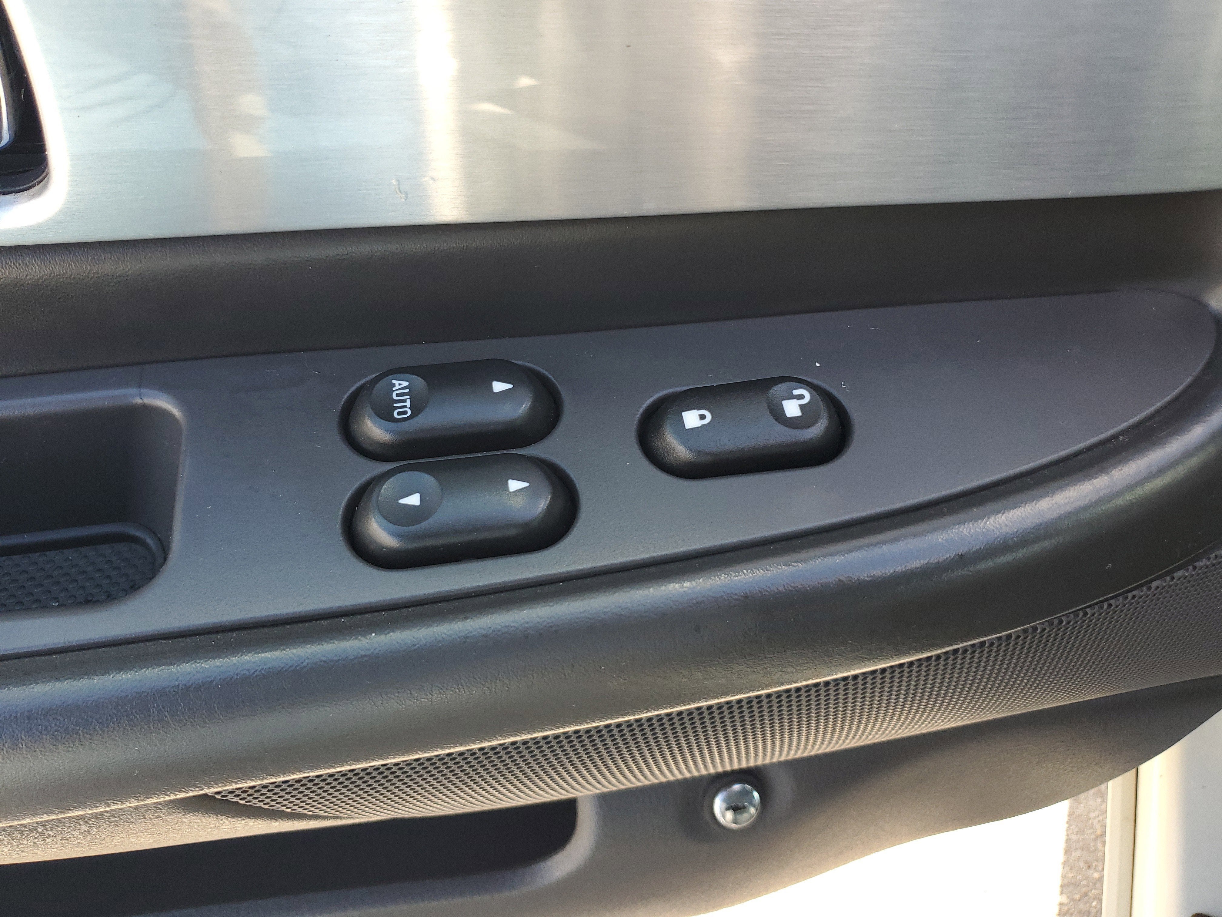 2002 Ford Thunderbird w/Hardtop Deluxe