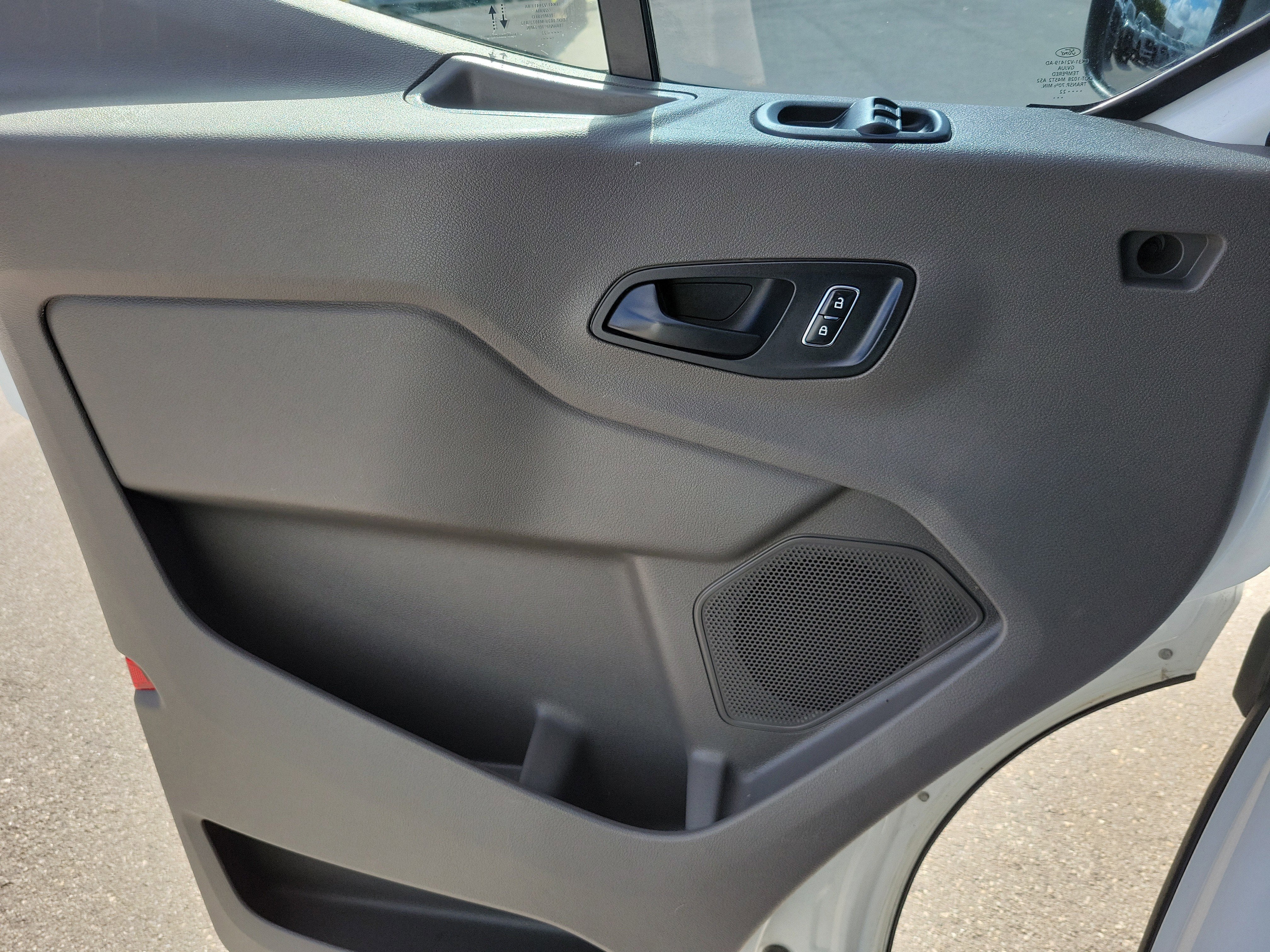 2022 Ford Transit Passenger Wagon XL