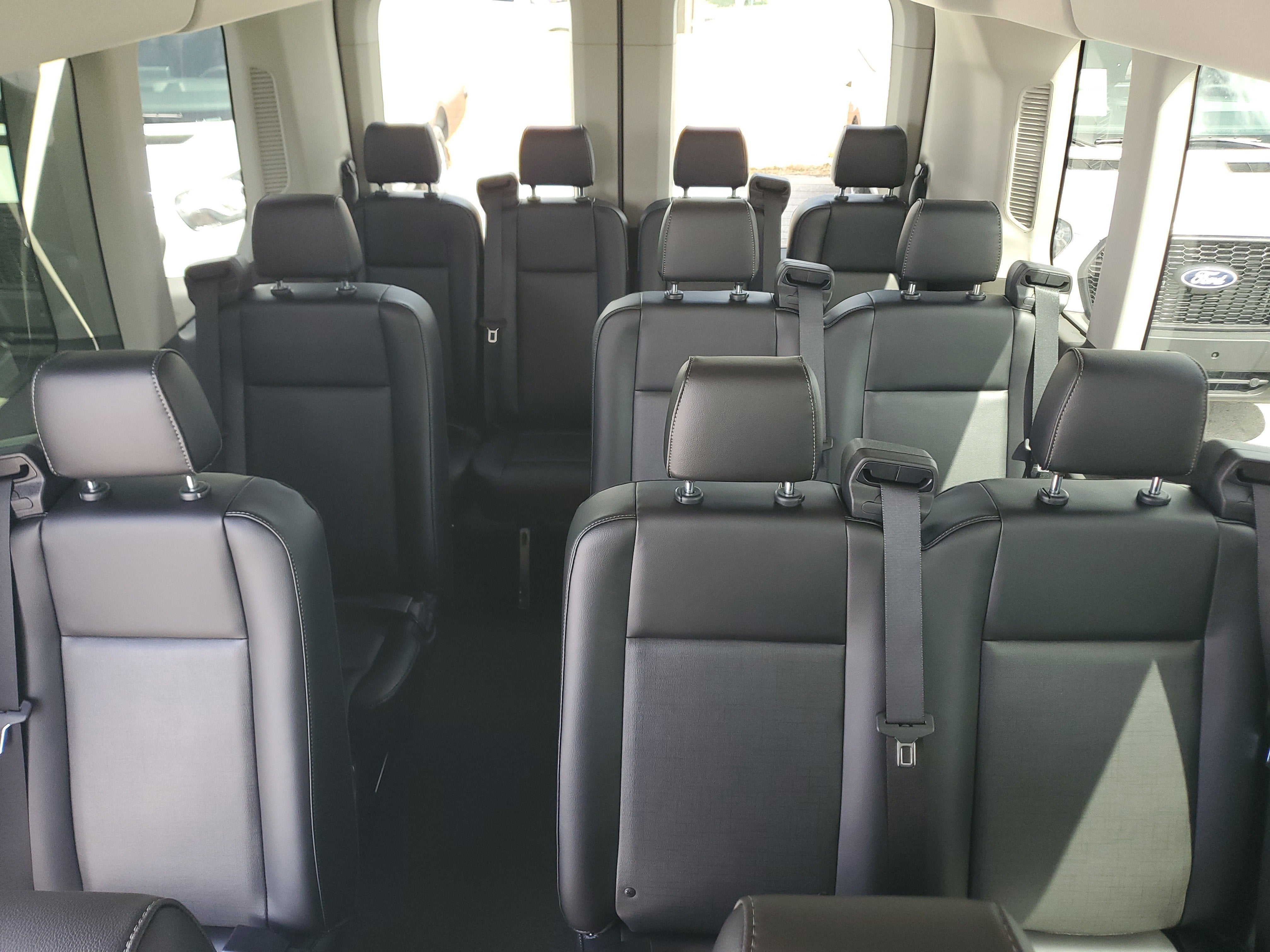 2026 Ford Transit Passenger Wagon XL