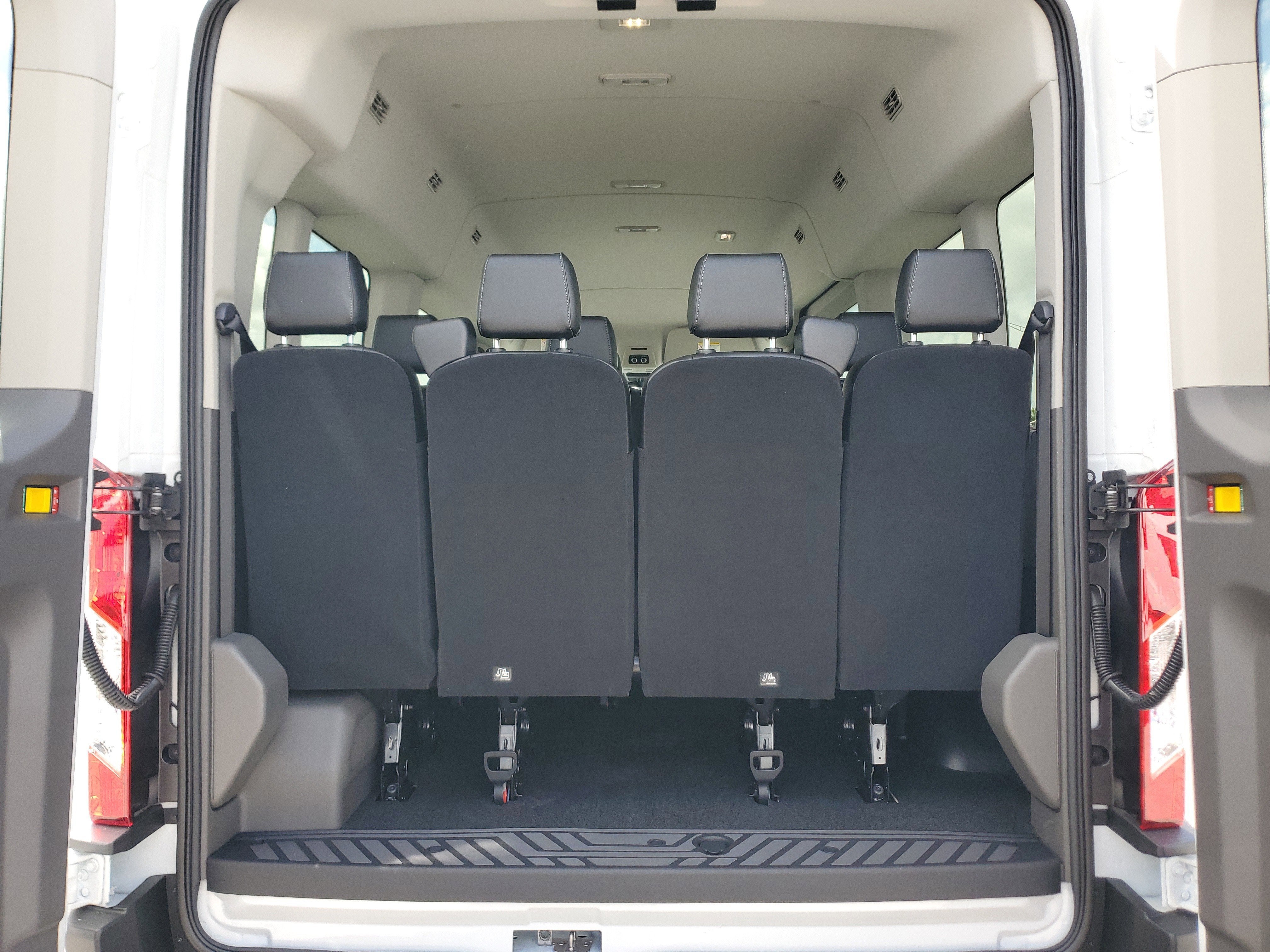 2026 Ford Transit Passenger Wagon XL