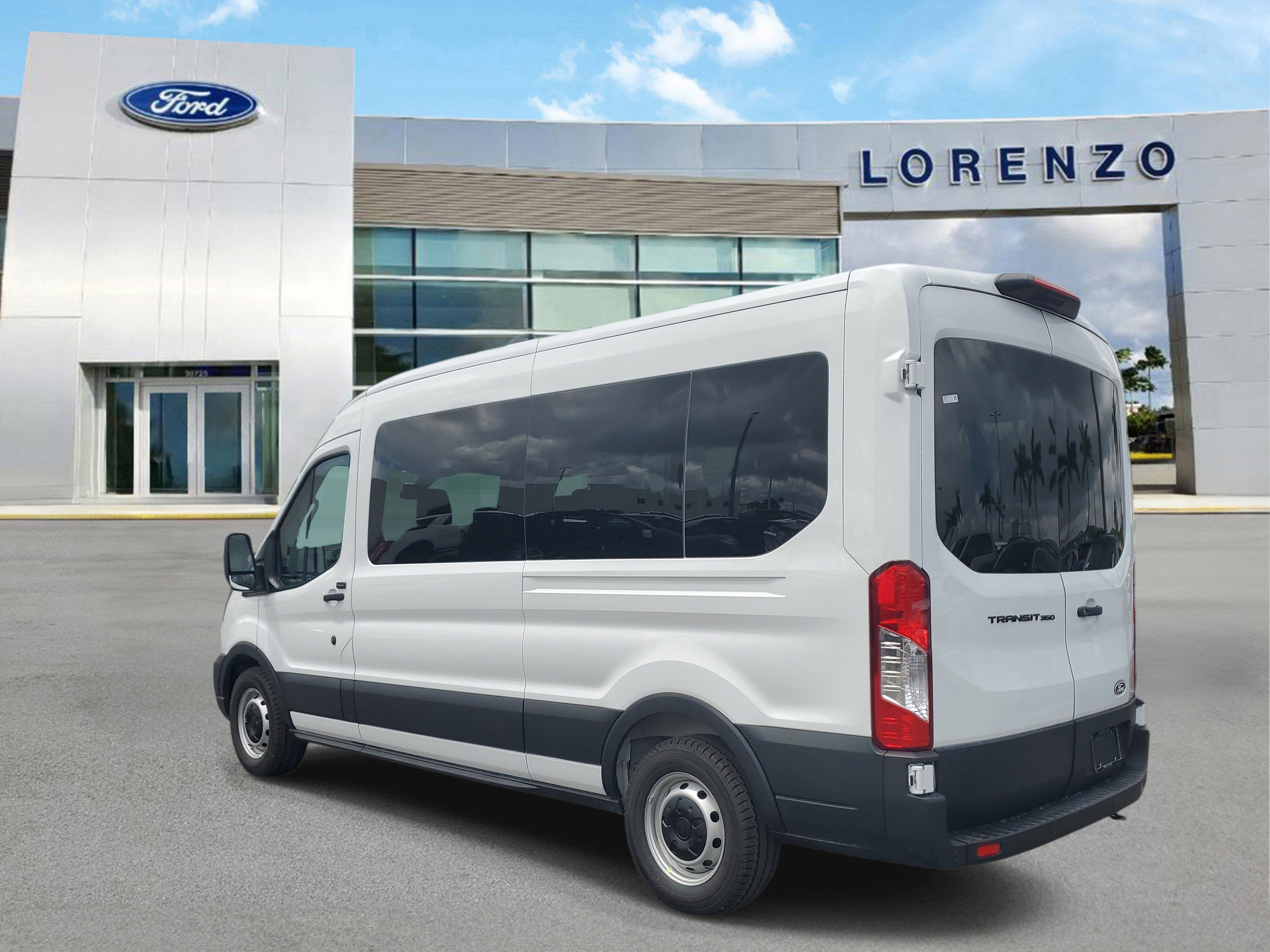 2026 Ford Transit Passenger Wagon XL