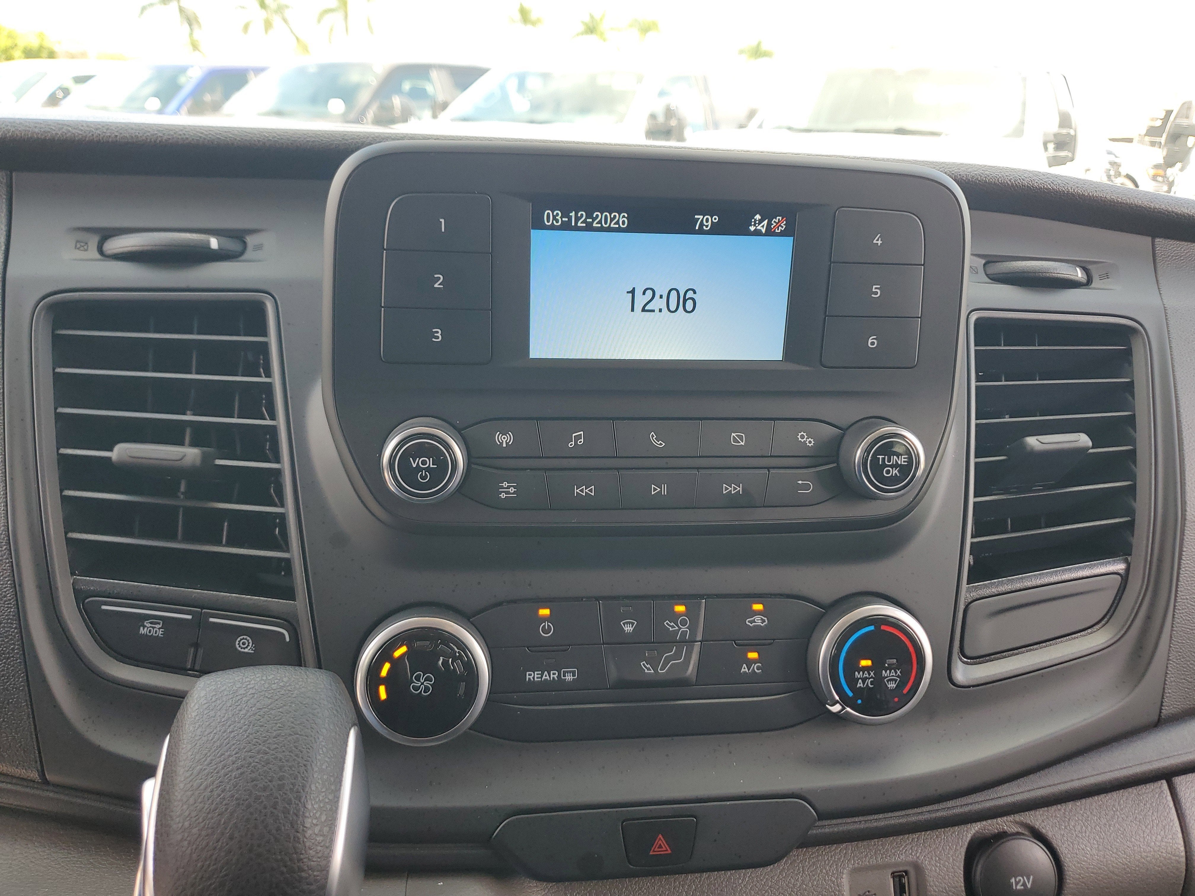 2025 Ford Transit Passenger Wagon XL