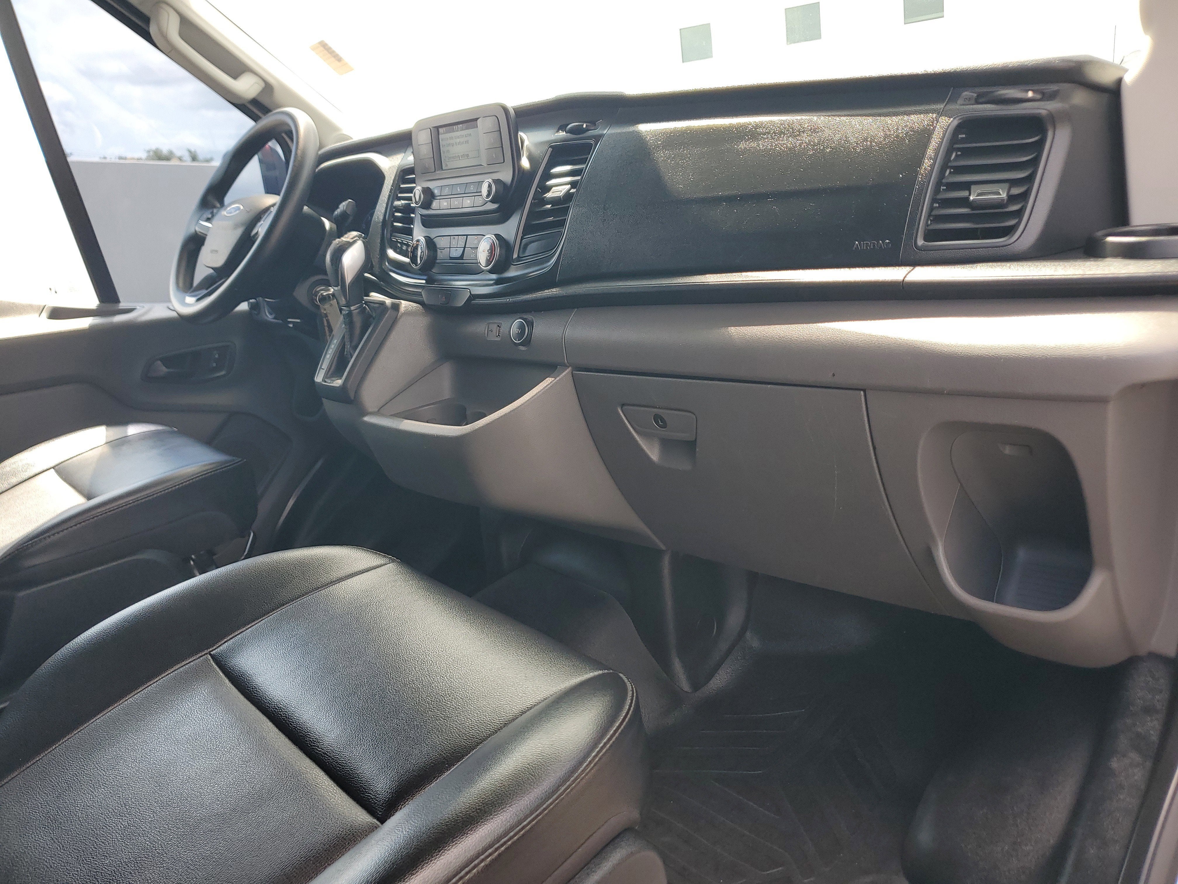 2020 Ford Transit Passenger Wagon XL