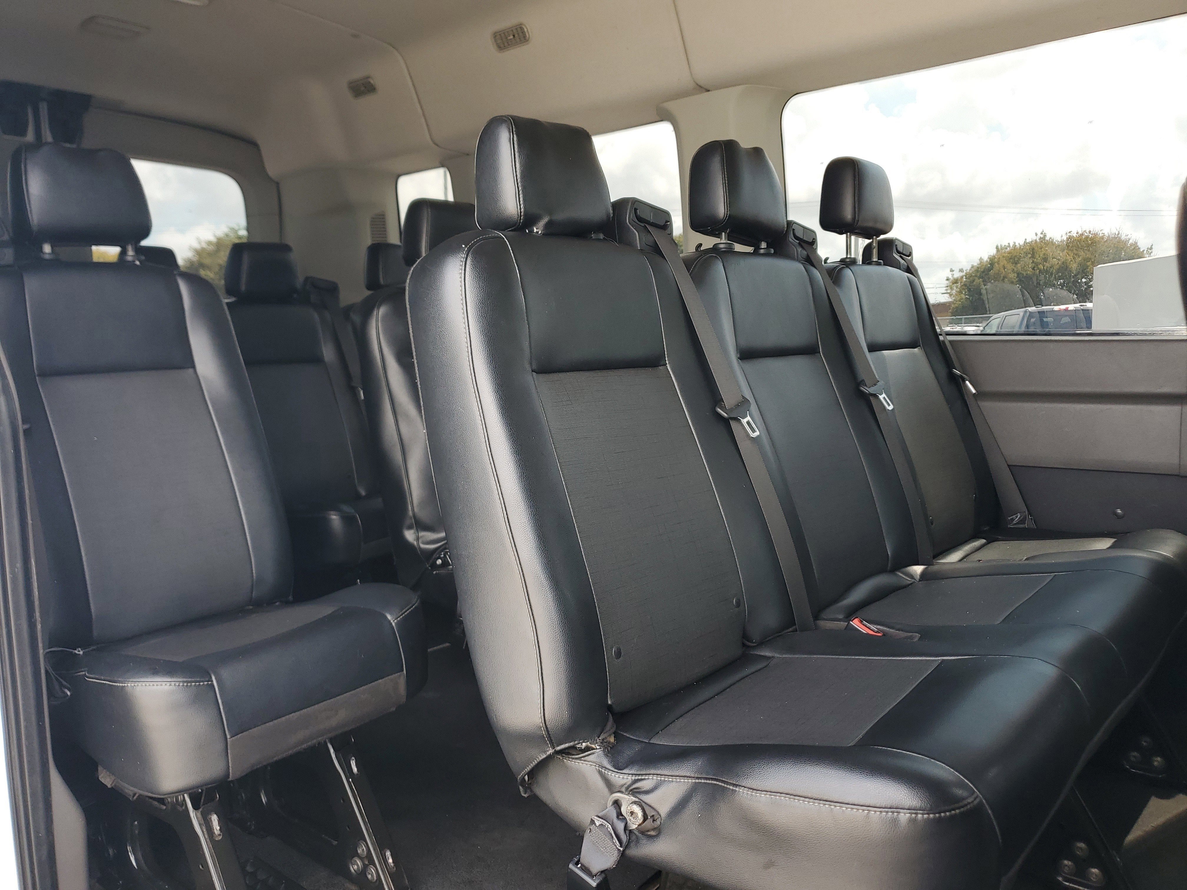 2020 Ford Transit Passenger Wagon XL