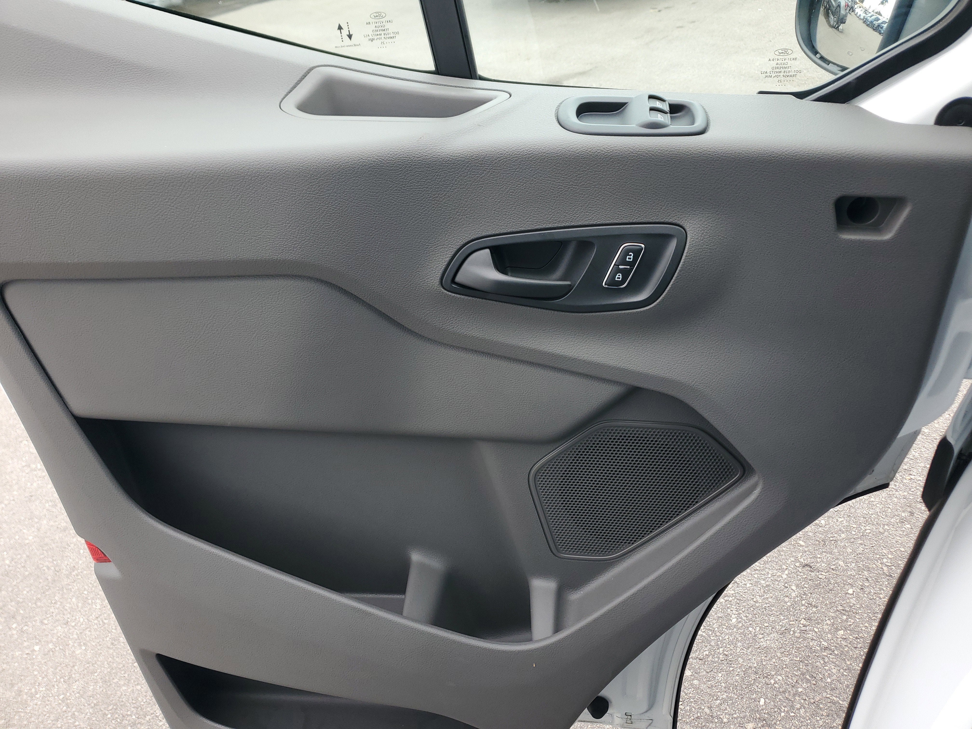 2025 Ford Transit Passenger Wagon Base