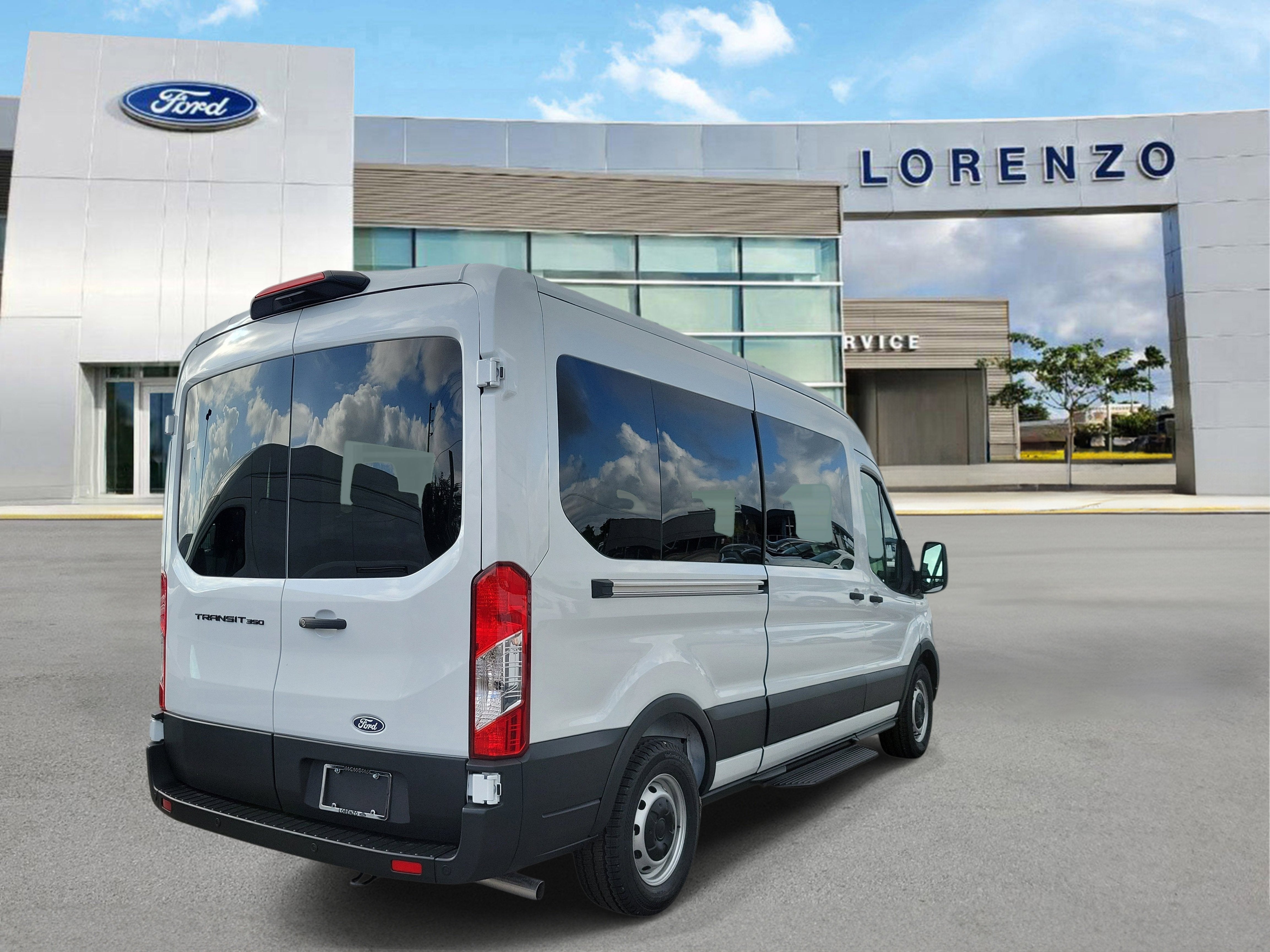 2026 Ford Transit Passenger Wagon XL