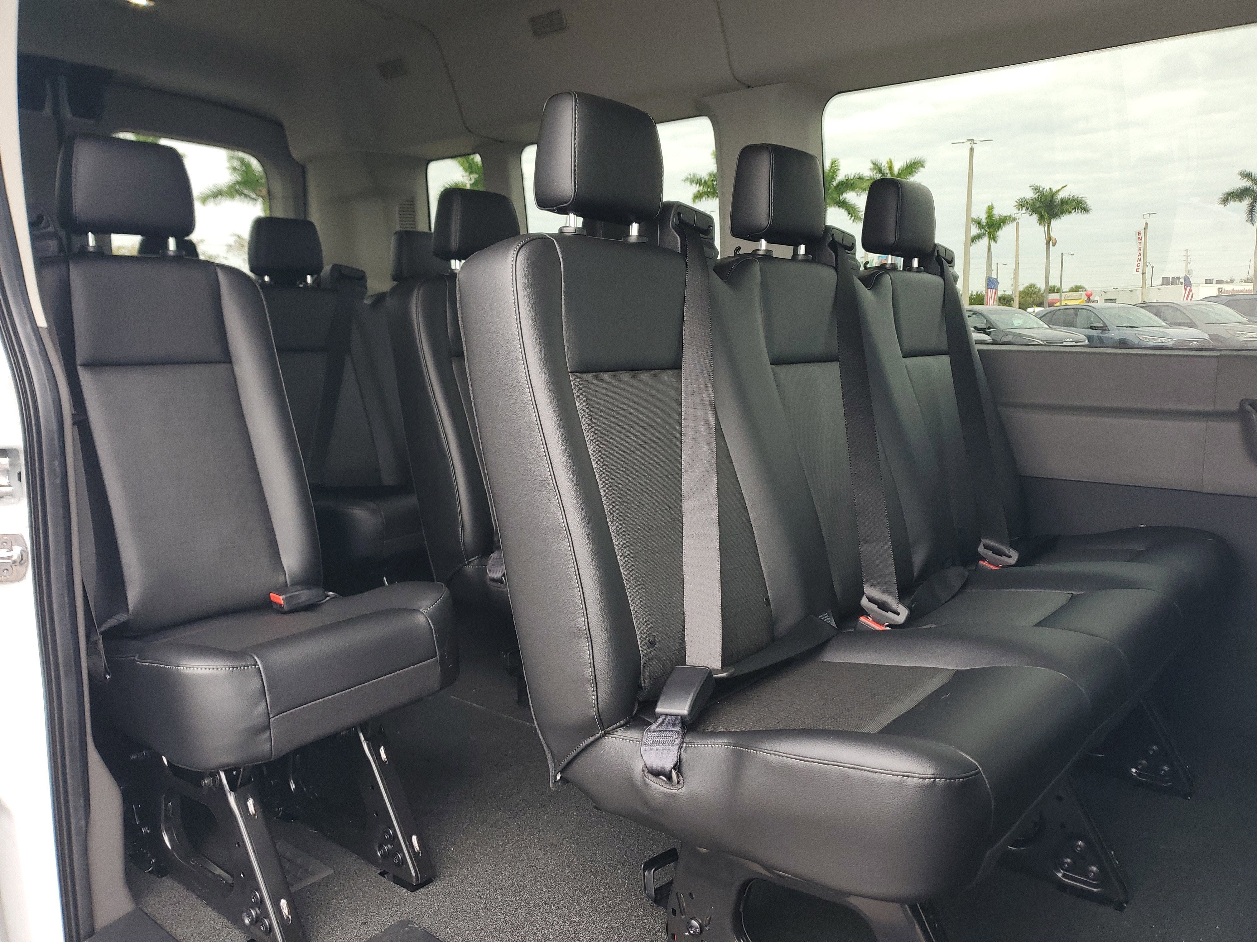 2026 Ford Transit Passenger Wagon XL