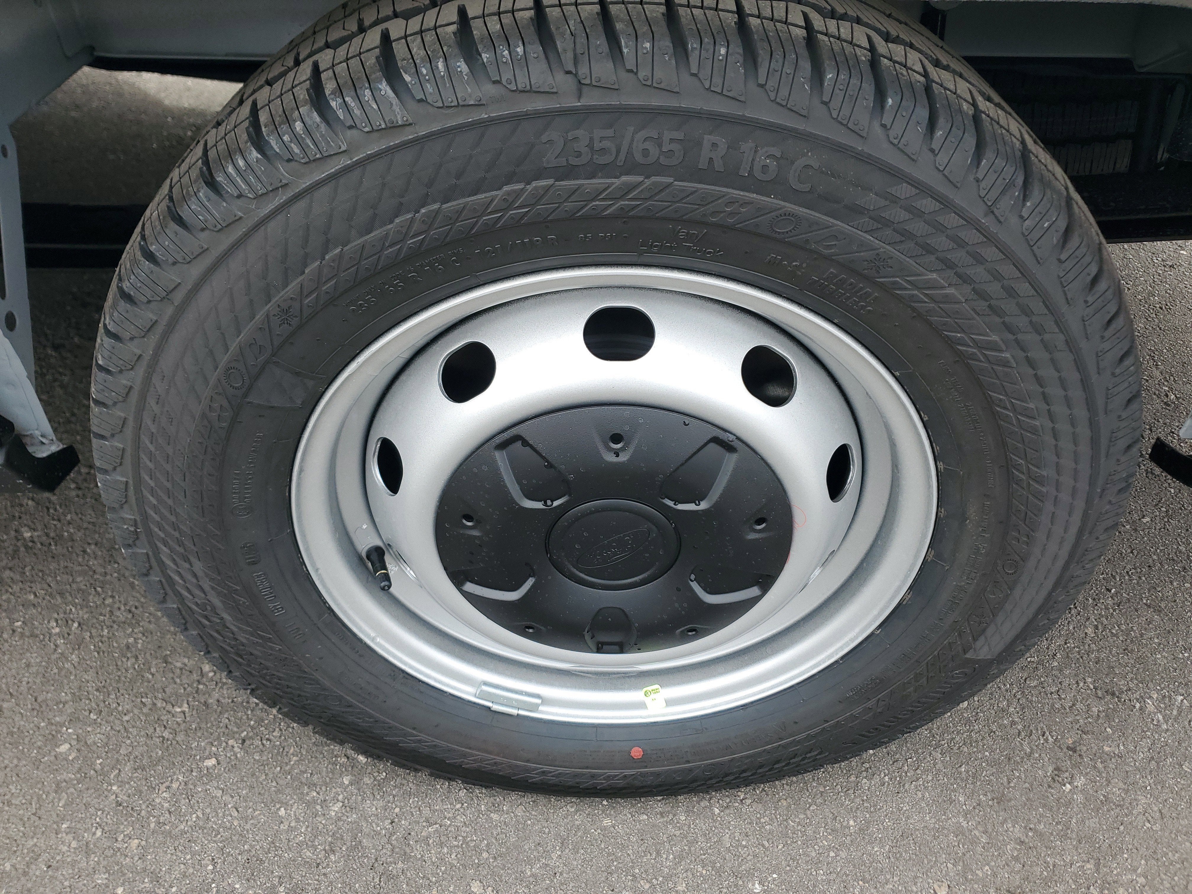 2026 Ford Transit Passenger Wagon XL