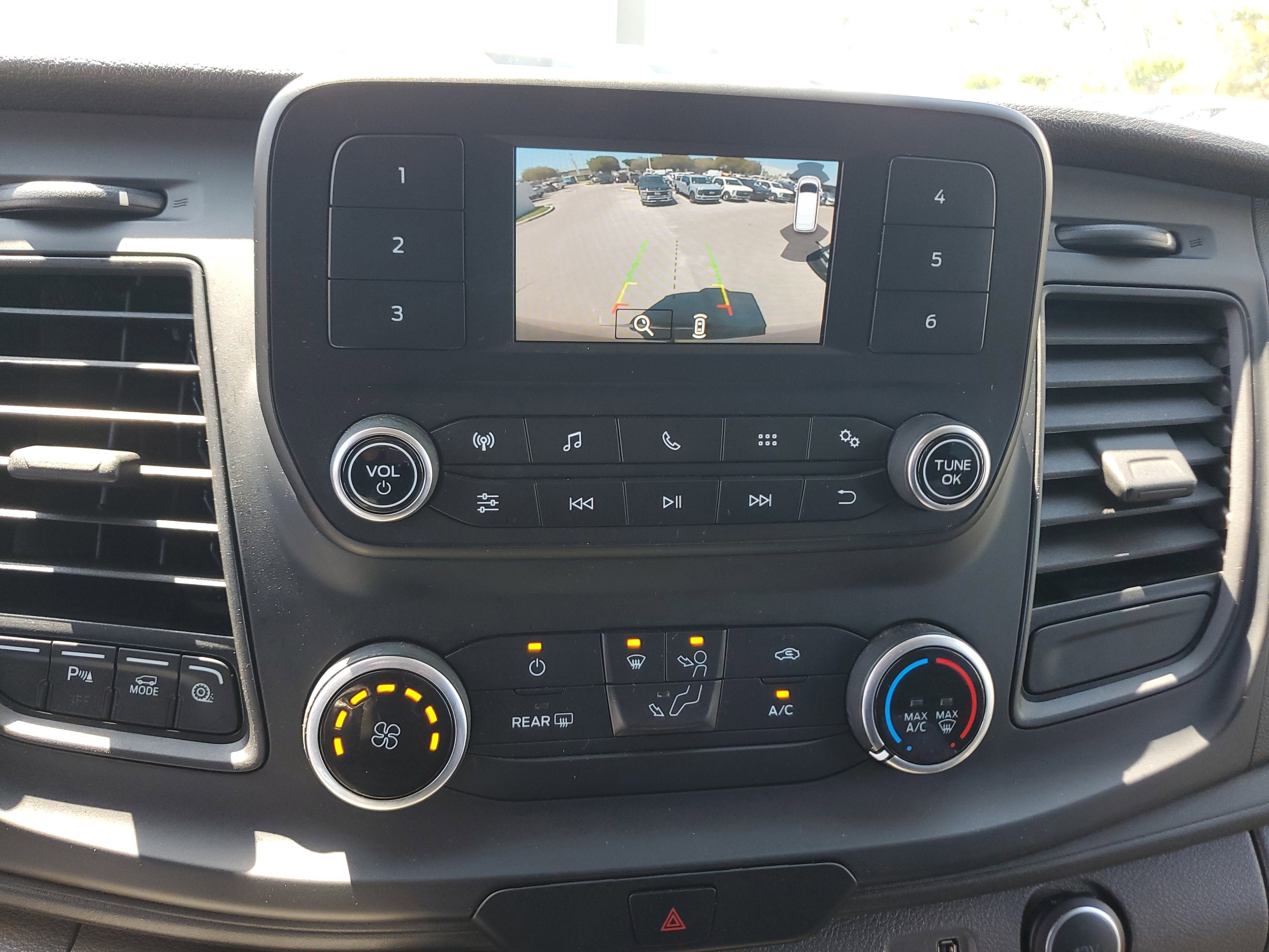 2021 Ford Transit Passenger Wagon XLT