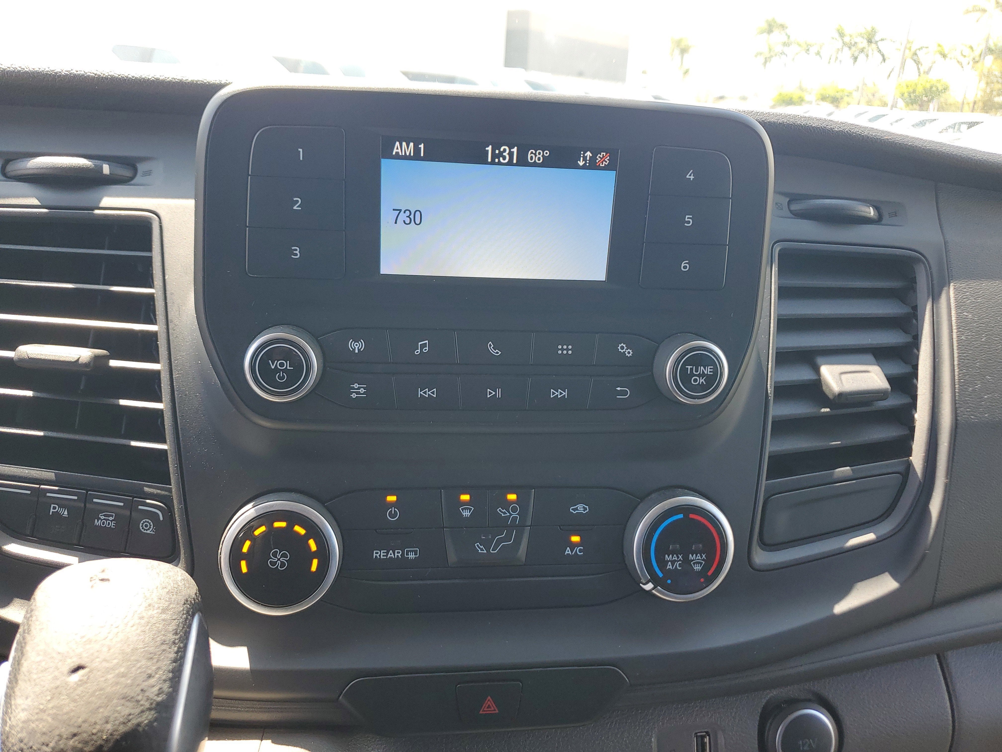 2021 Ford Transit Passenger Wagon XLT