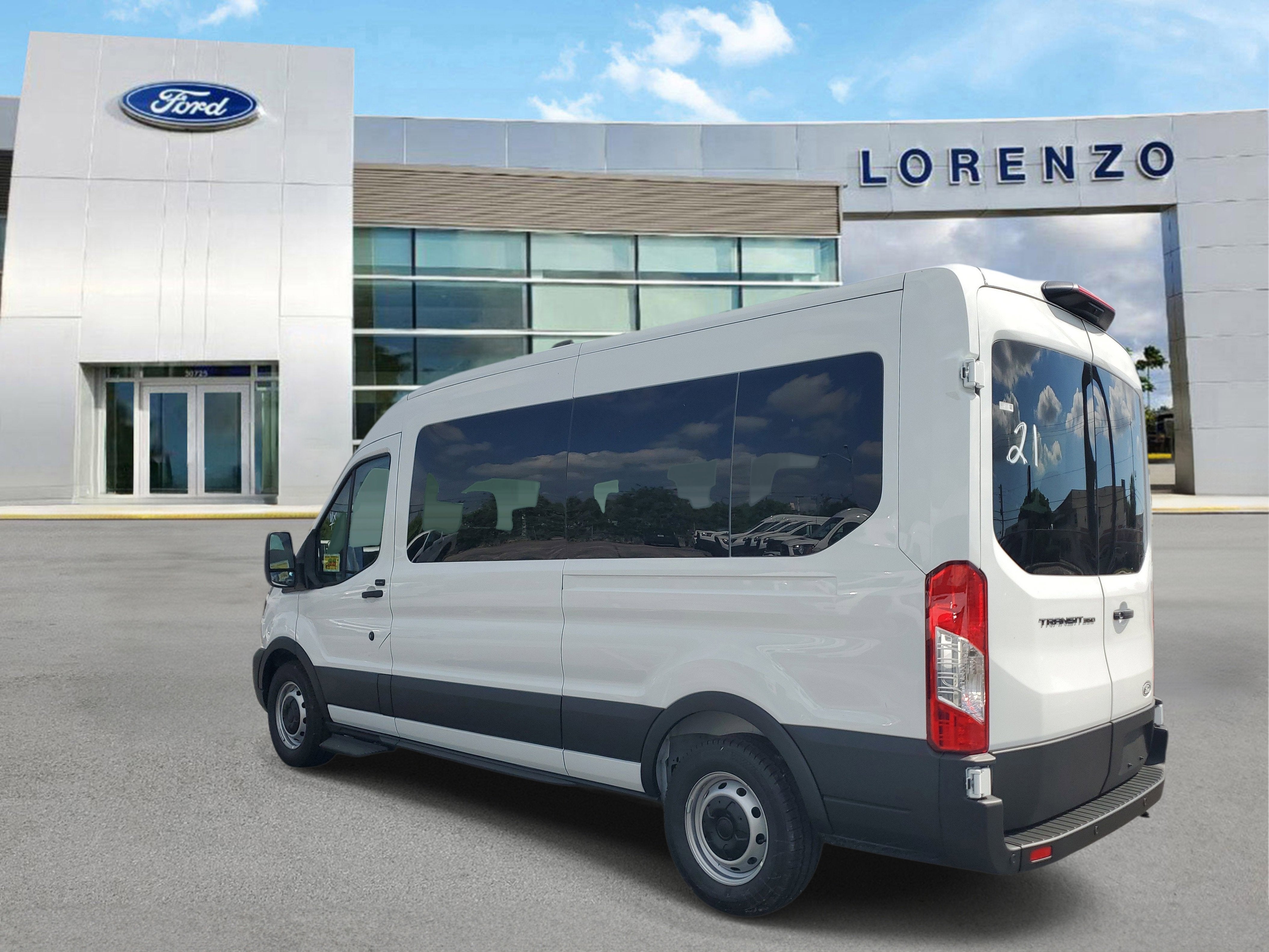 2026 Ford Transit Passenger Wagon XL