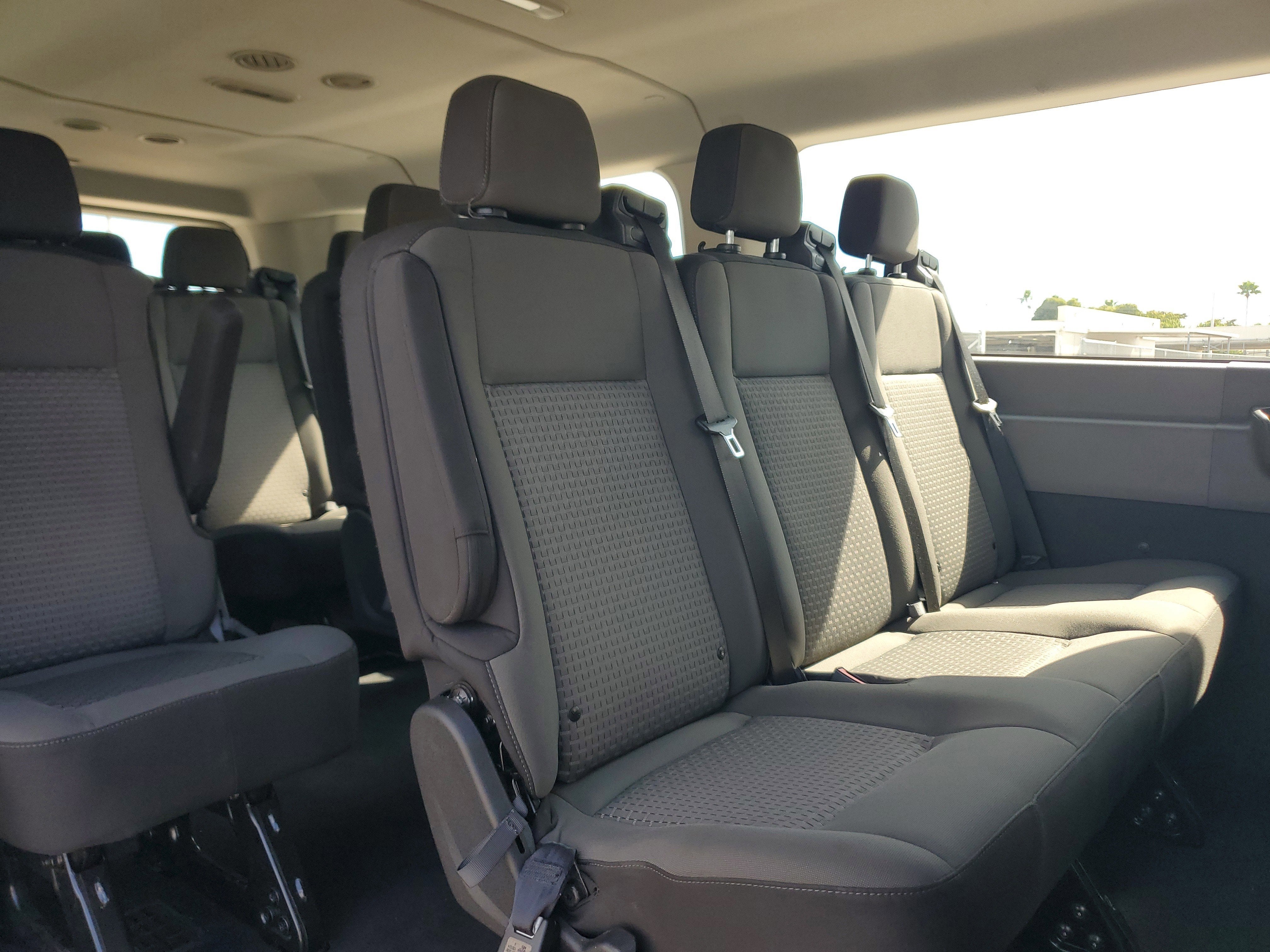 2024 Ford Transit Passenger Wagon XLT