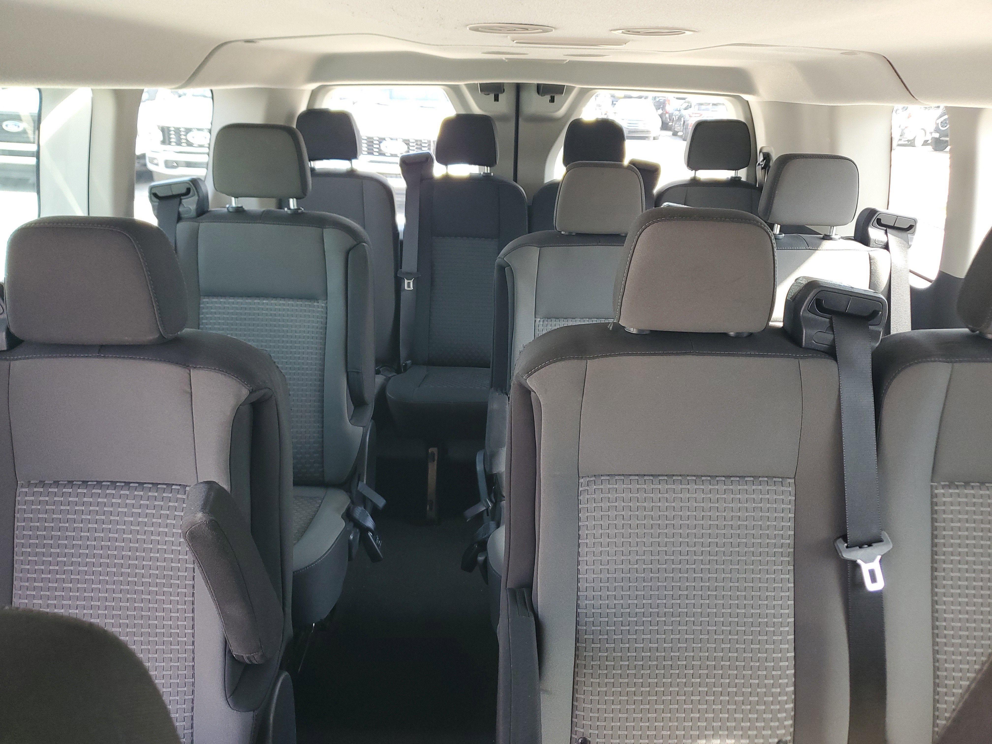 2024 Ford Transit Passenger Wagon XLT