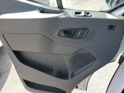 2024 Ford Transit Passenger Wagon XLT