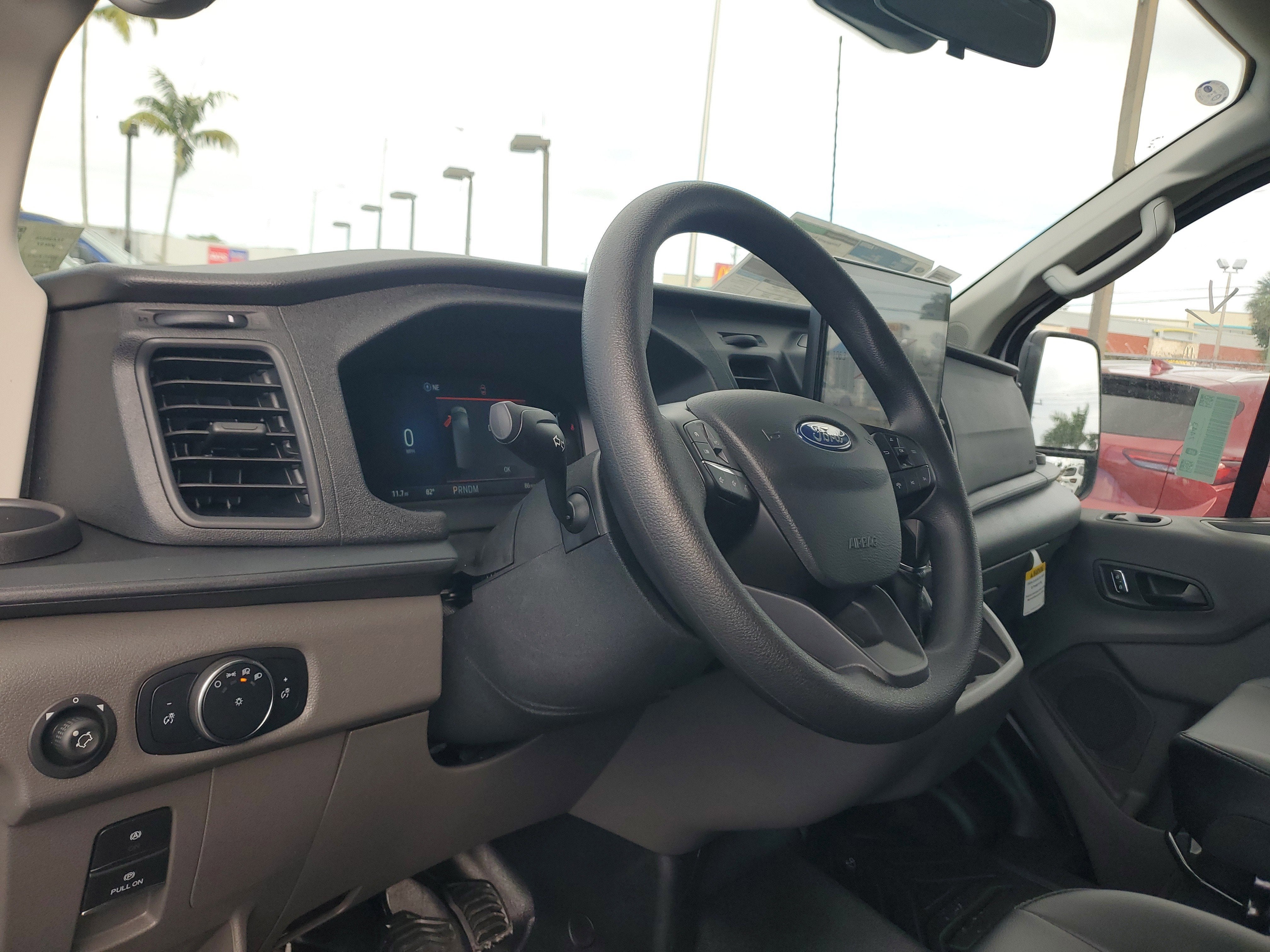 2026 Ford Transit Passenger Wagon XL