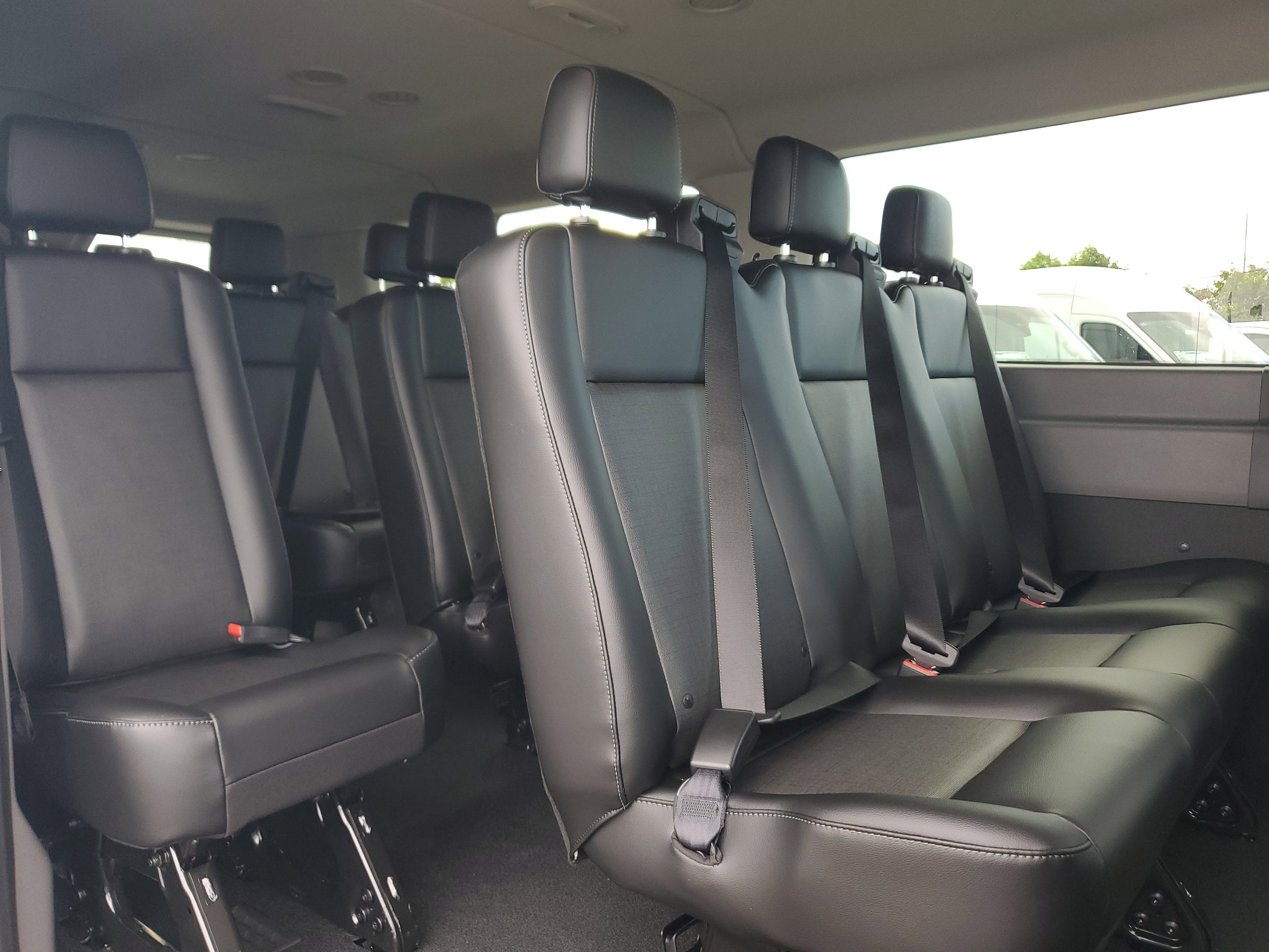 2026 Ford Transit Passenger Wagon XL