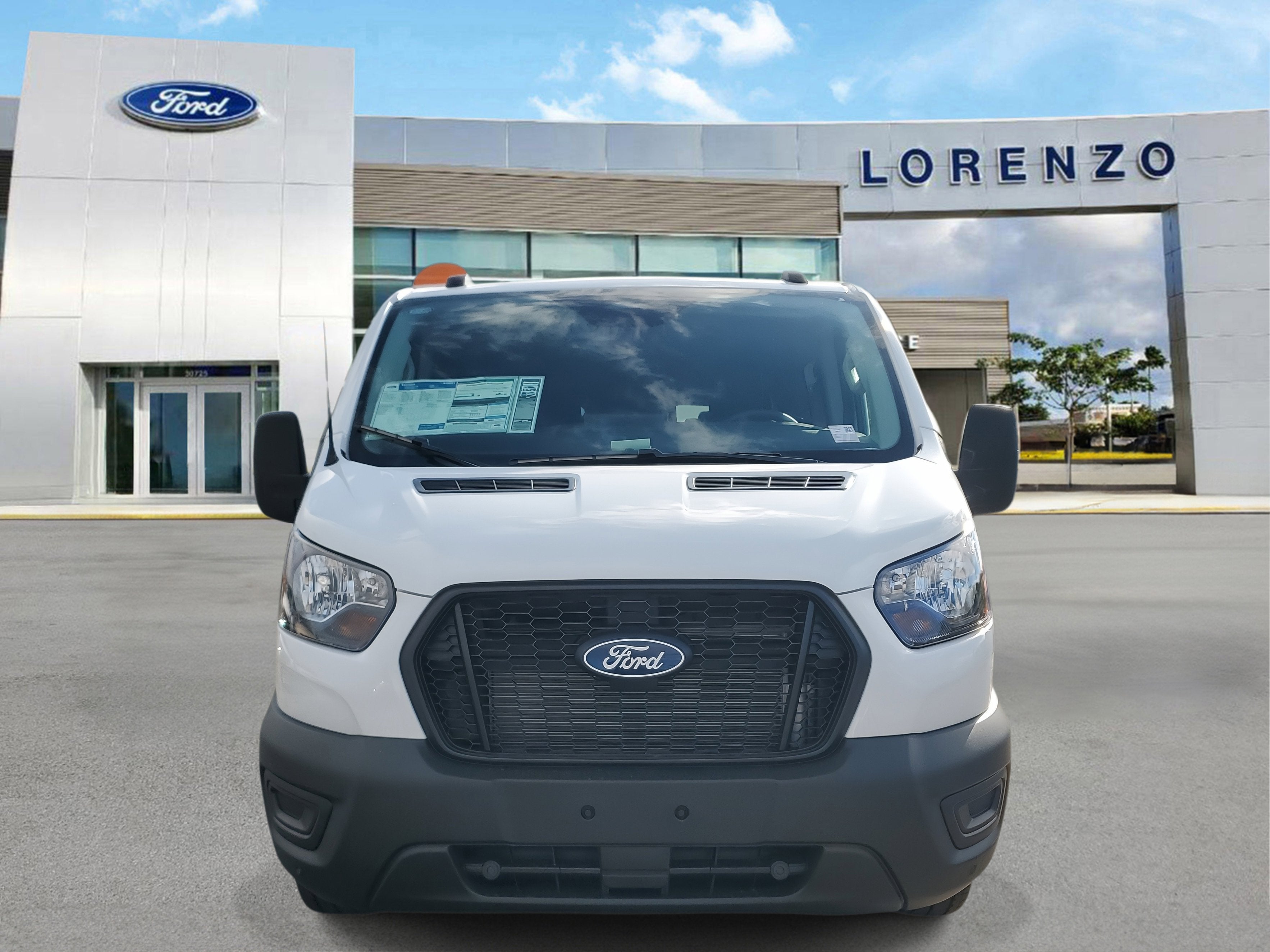 2026 Ford Transit Passenger Wagon XL