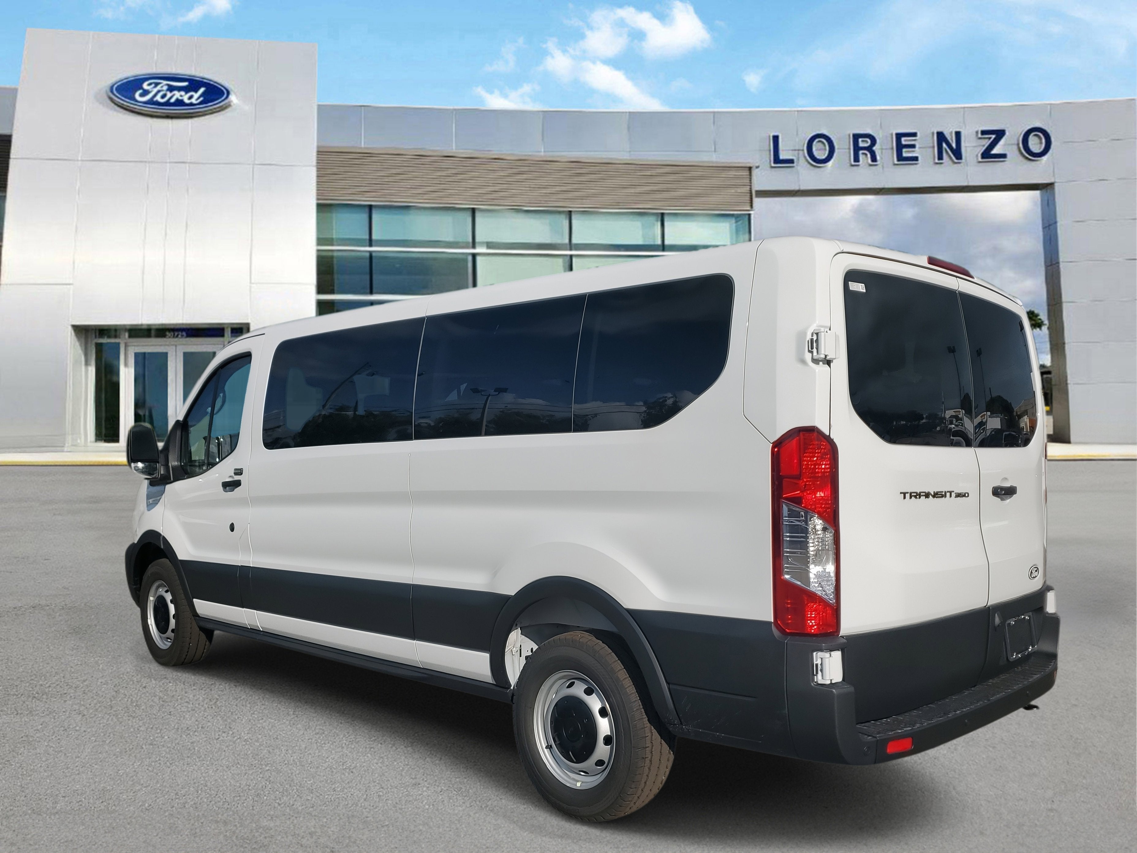 2026 Ford Transit Passenger Wagon XL