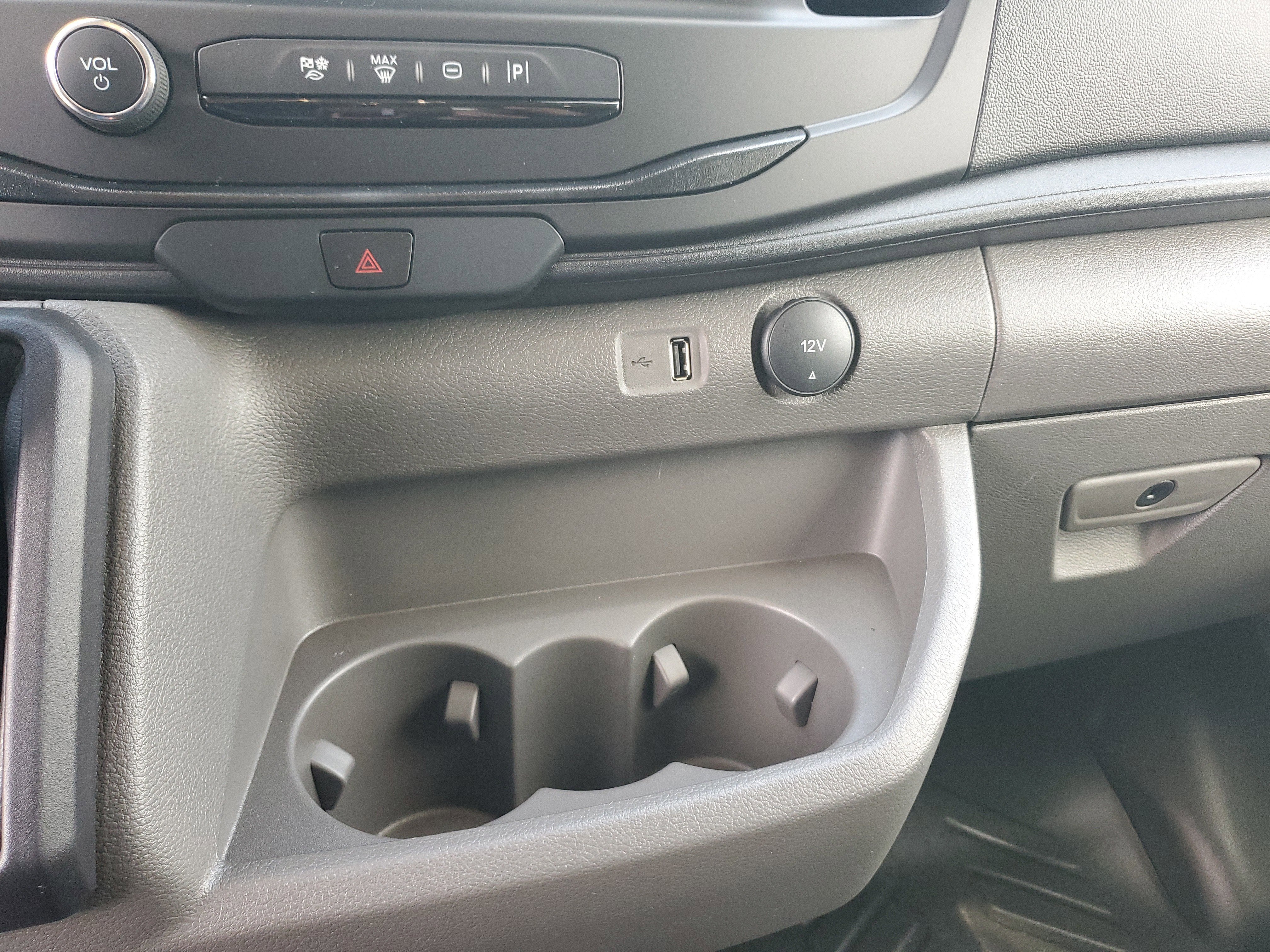 2026 Ford Transit Passenger Wagon XL