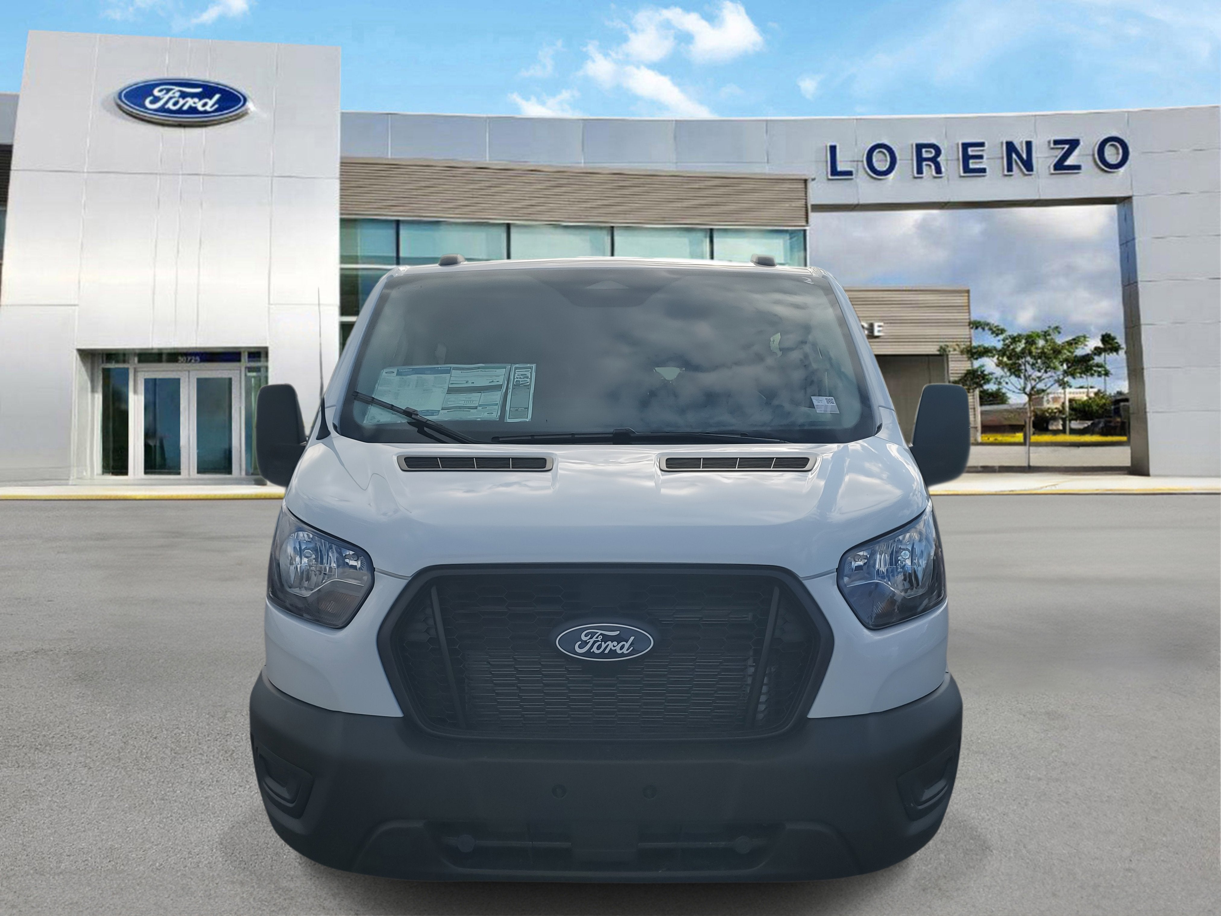 2026 Ford Transit Passenger Wagon XL