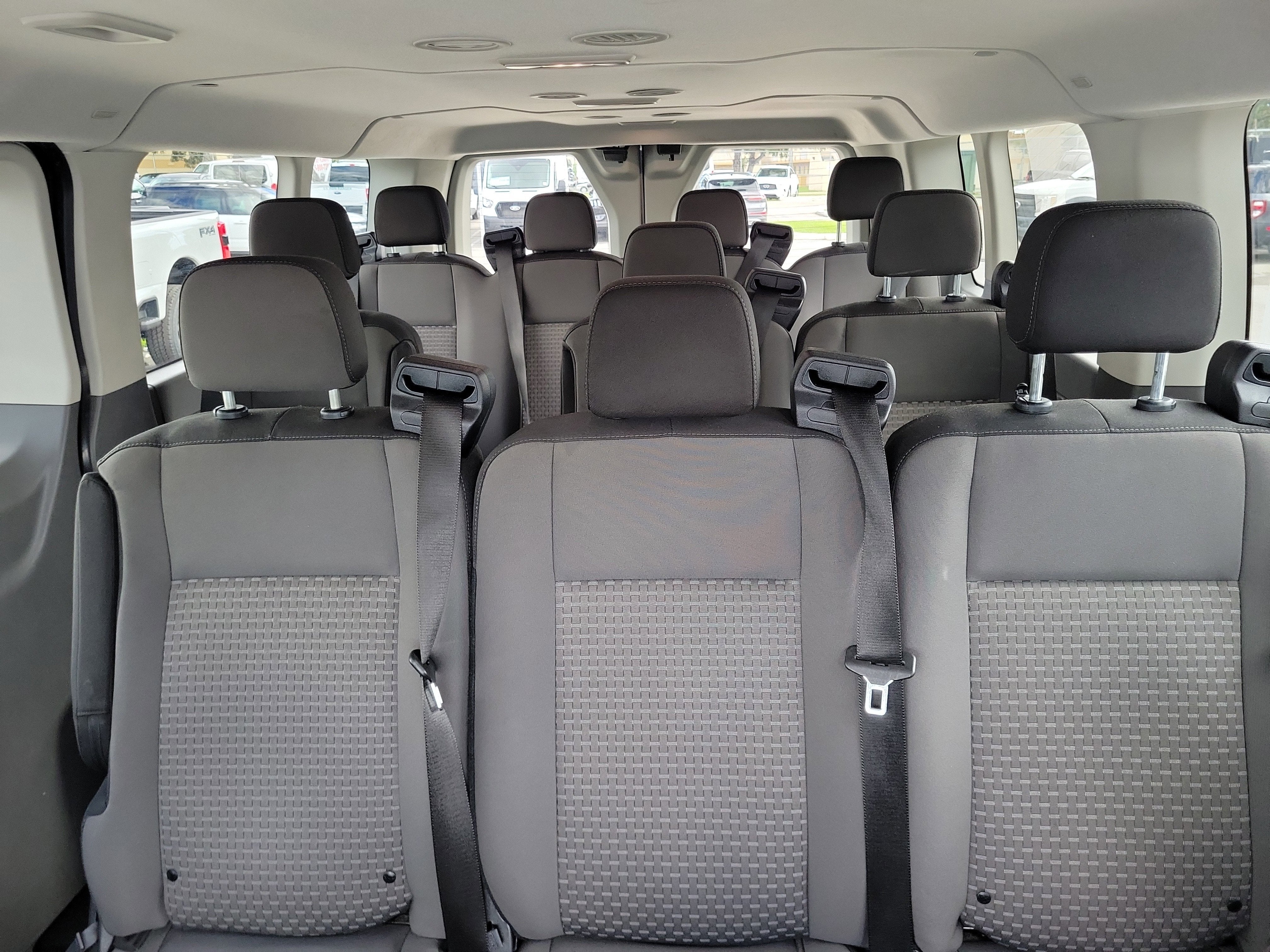 2023 Ford Transit Passenger Wagon XLT