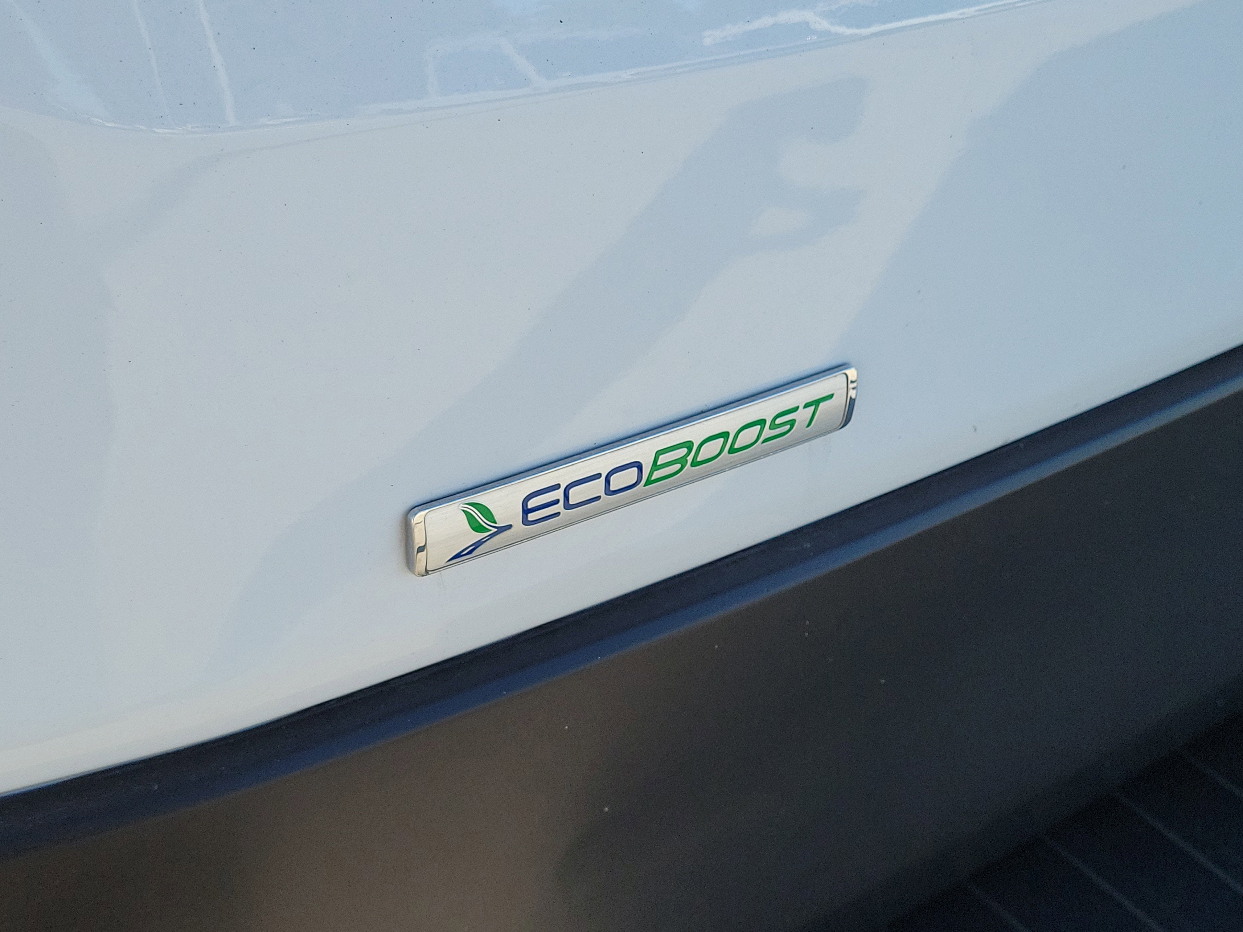 2023 Ford Transit Passenger Wagon XLT