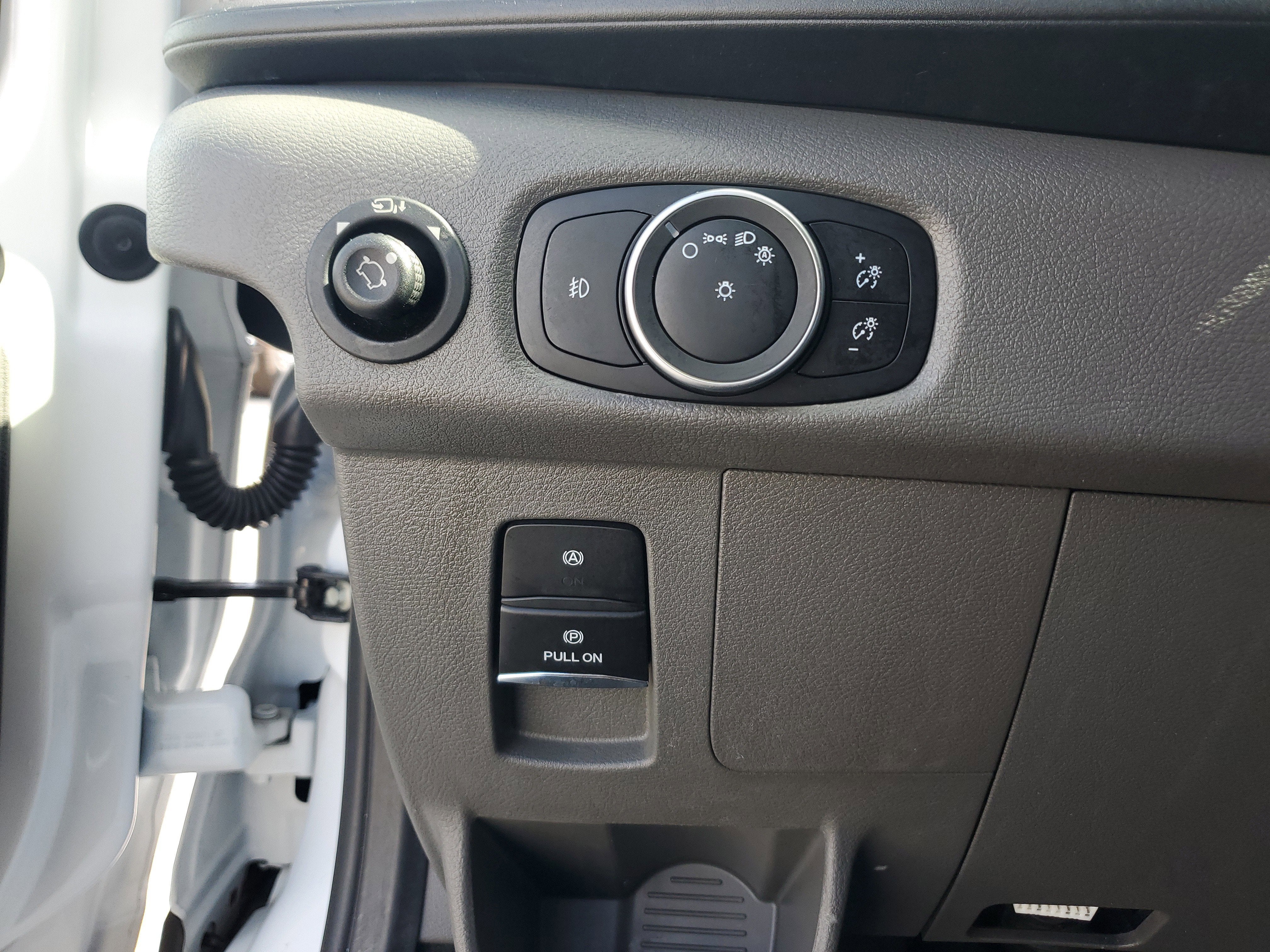 2023 Ford Transit Passenger Wagon XLT