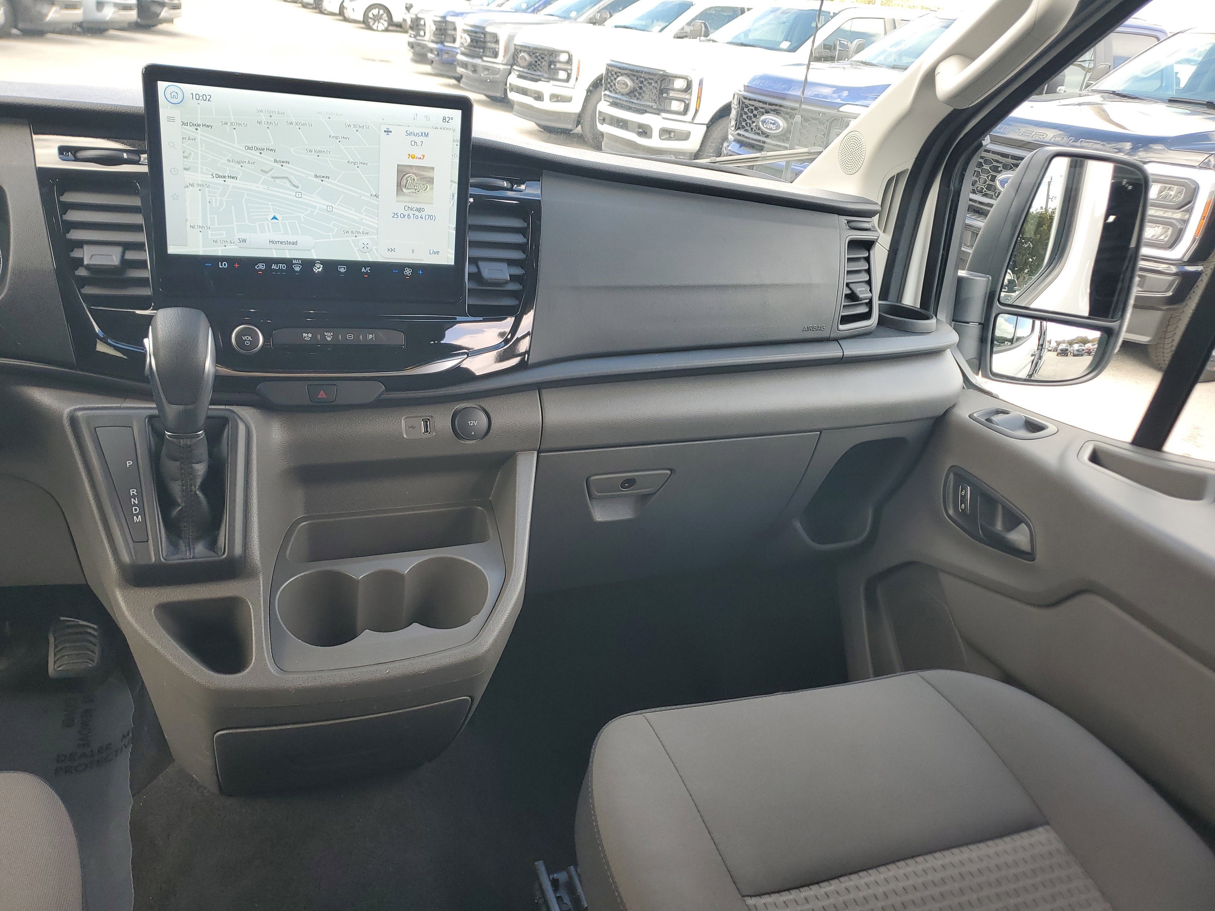 2024 Ford Transit Passenger Wagon XLT