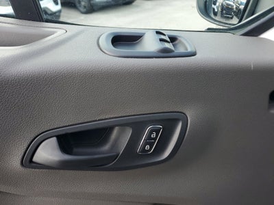 2024 Ford Transit Passenger Wagon XLT