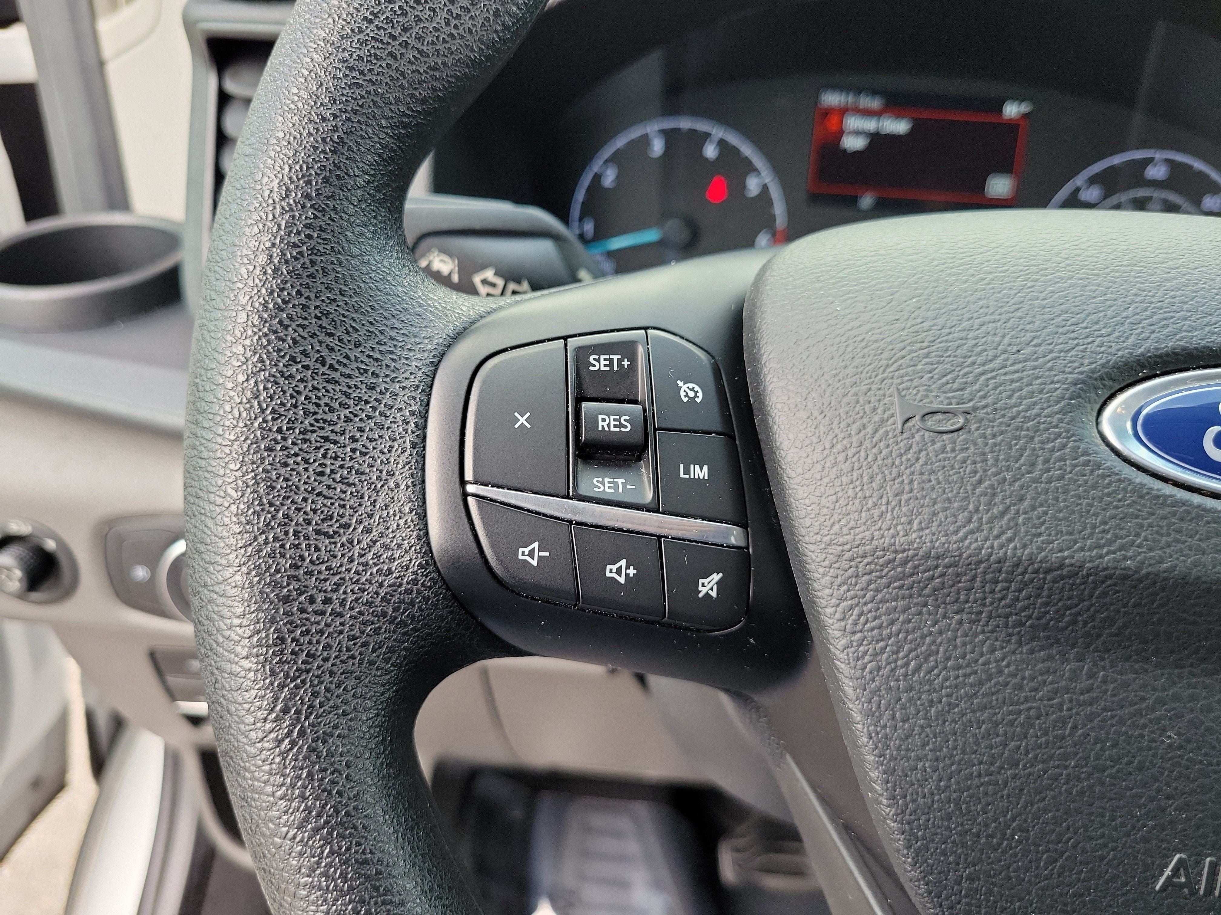 2024 Ford Transit Passenger Wagon XLT