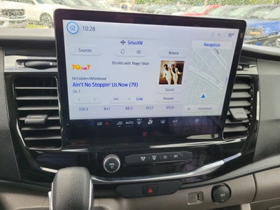 2024 Ford Transit Passenger Wagon XLT