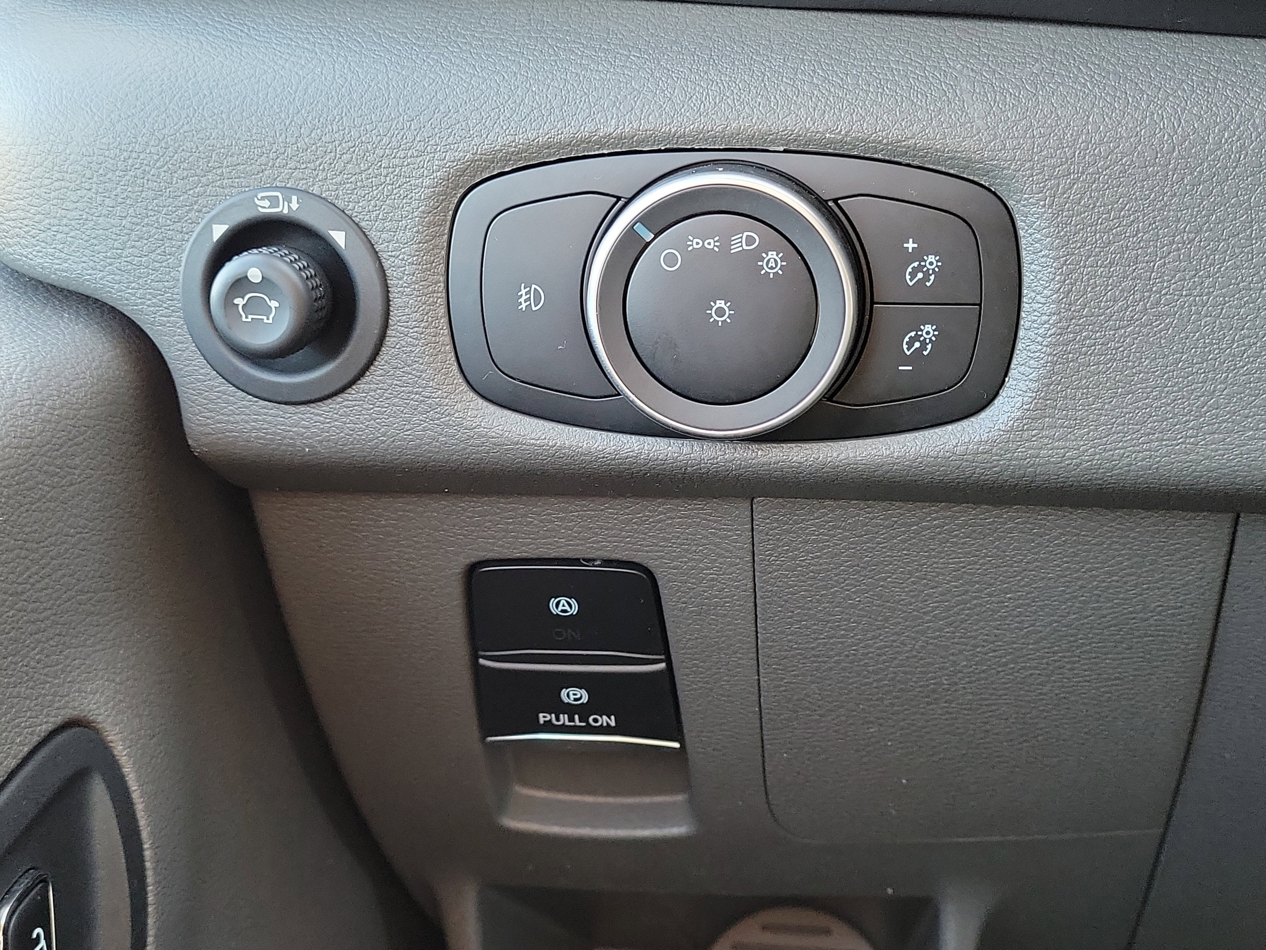 2023 Ford Transit Passenger Wagon XLT