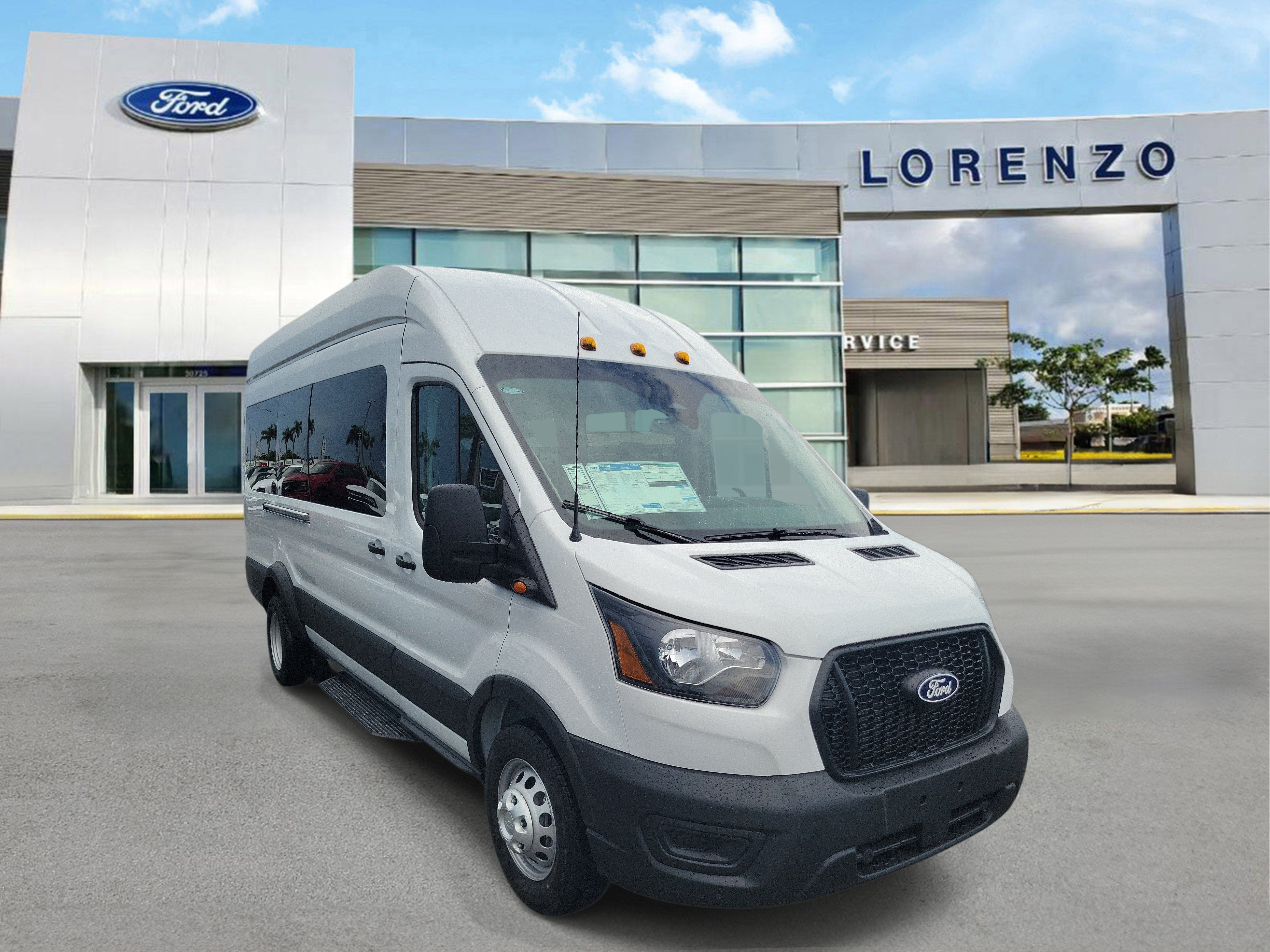 2026 Ford Transit Passenger Wagon XL